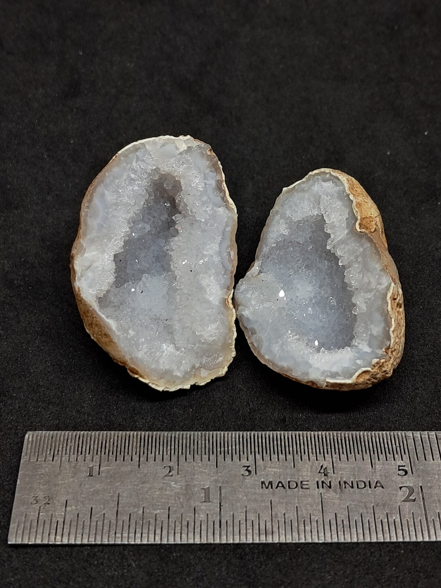 Quartz Geode (Ajanta) Rough Stone | Natural Crystal #GD16