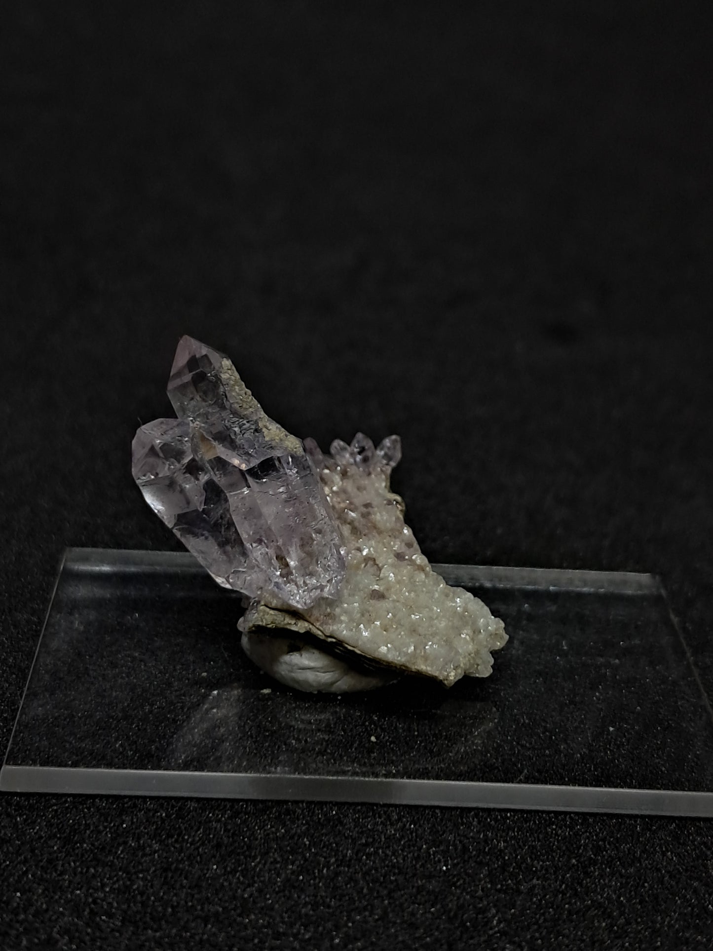 Karur Amethyst Scepters on Mica (Non-precious Natural Stone) #KA57