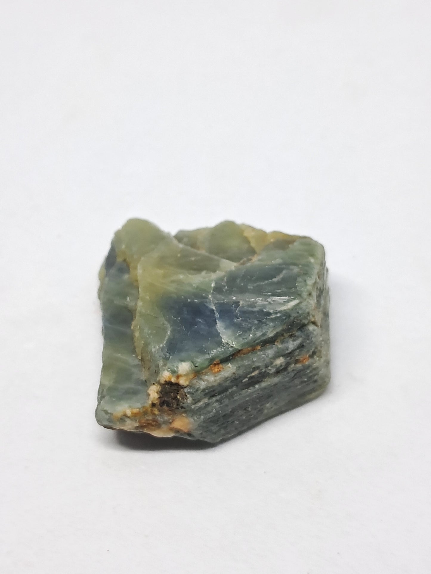 Rough Sapphire (Non-precious natural stone) #SP10