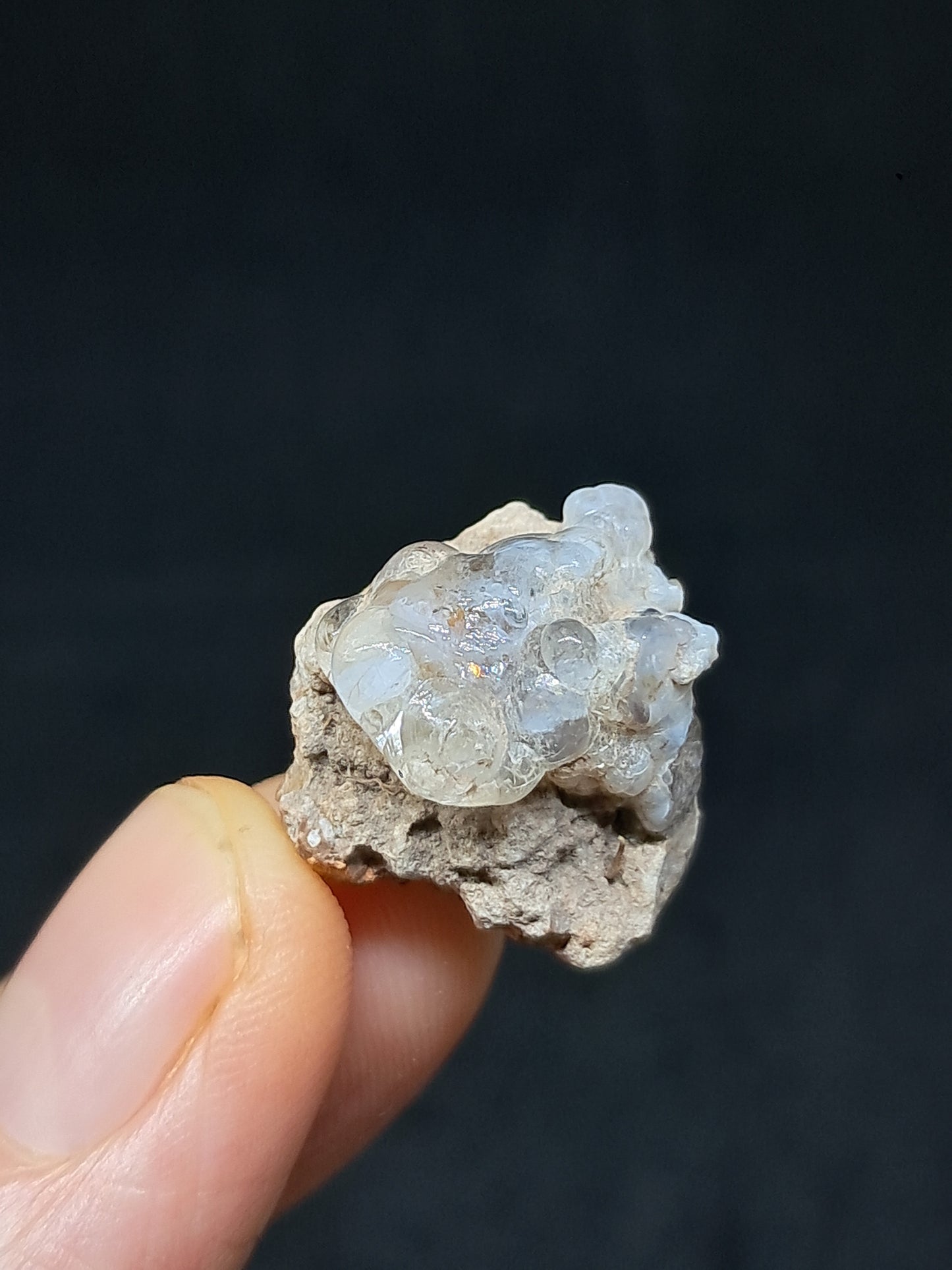 Ópalo hialita en matriz (México), piedra cristalina en bruto | Ejemplar mineral n.° OH5