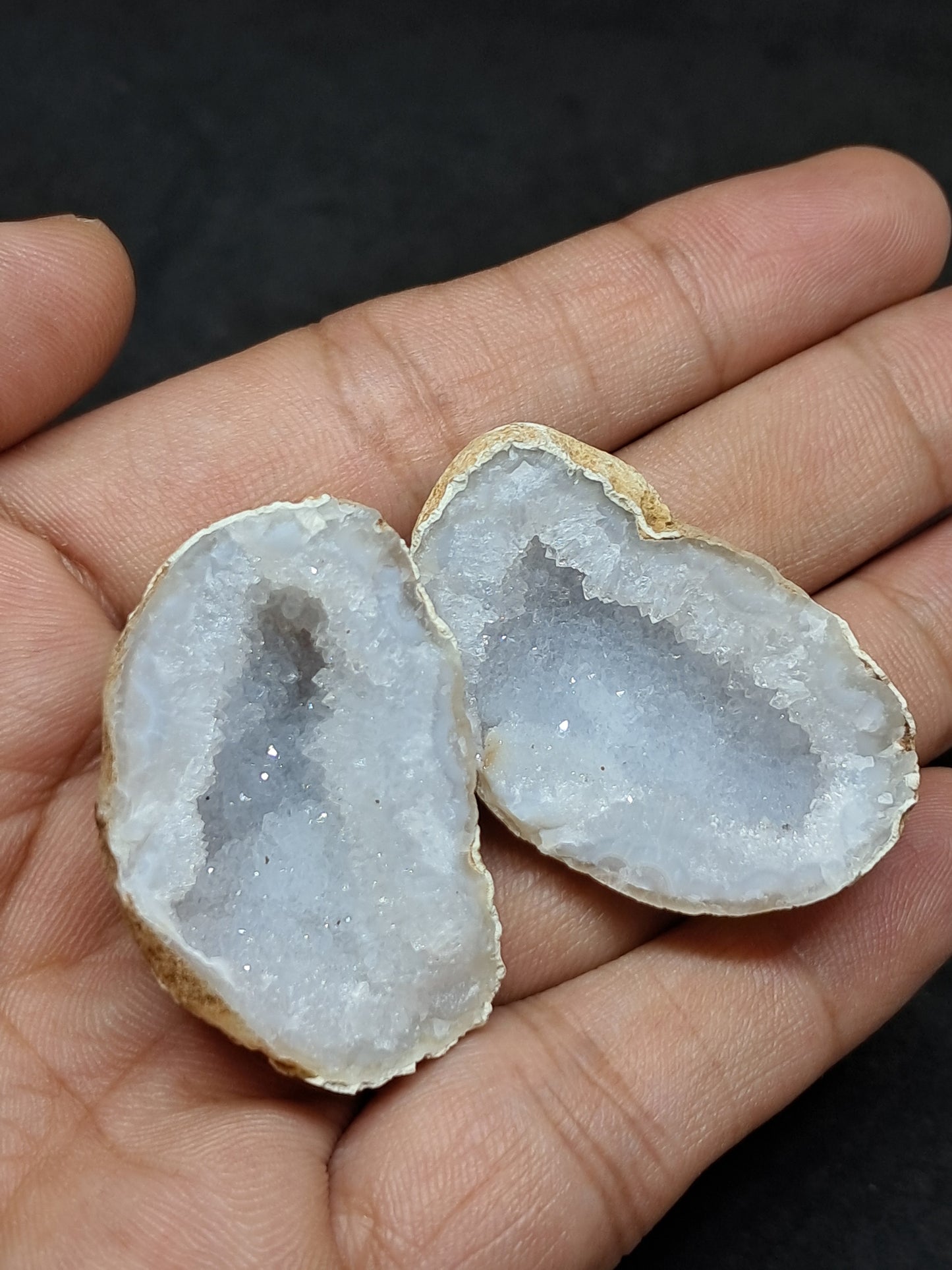 Quartz Geode (Ajanta) Rough Stone | Natural Crystal #GD16