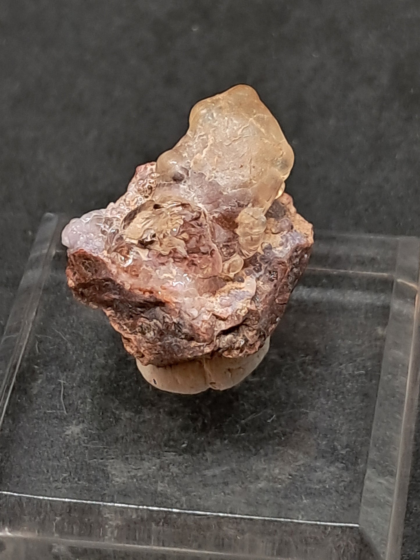 Ópalo hialita en matriz (México), piedra cristalina en bruto | Ejemplar mineral n.° OH3