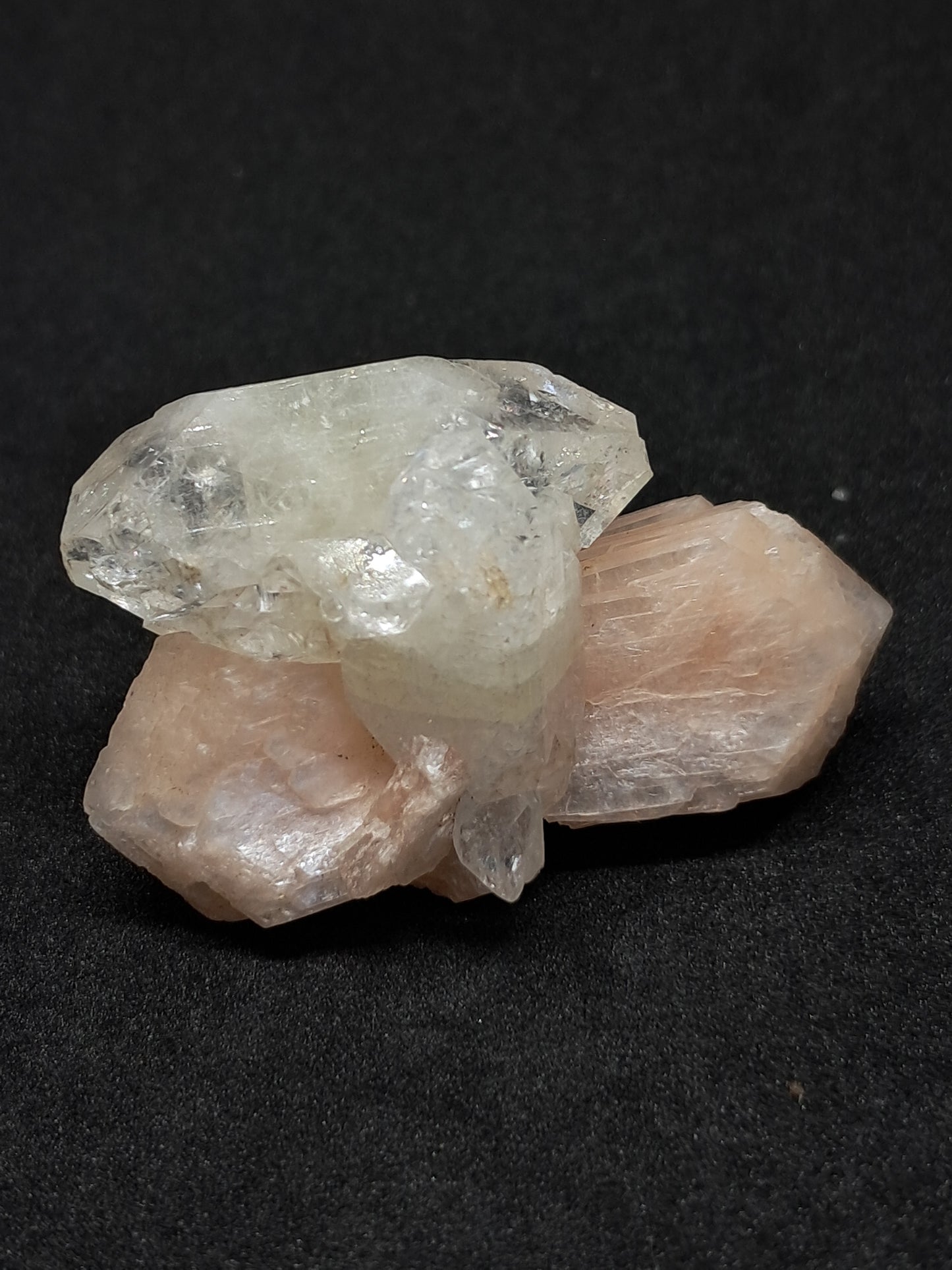 Apophyllite with Stilbite (Non-precious natural mineral) #AP7