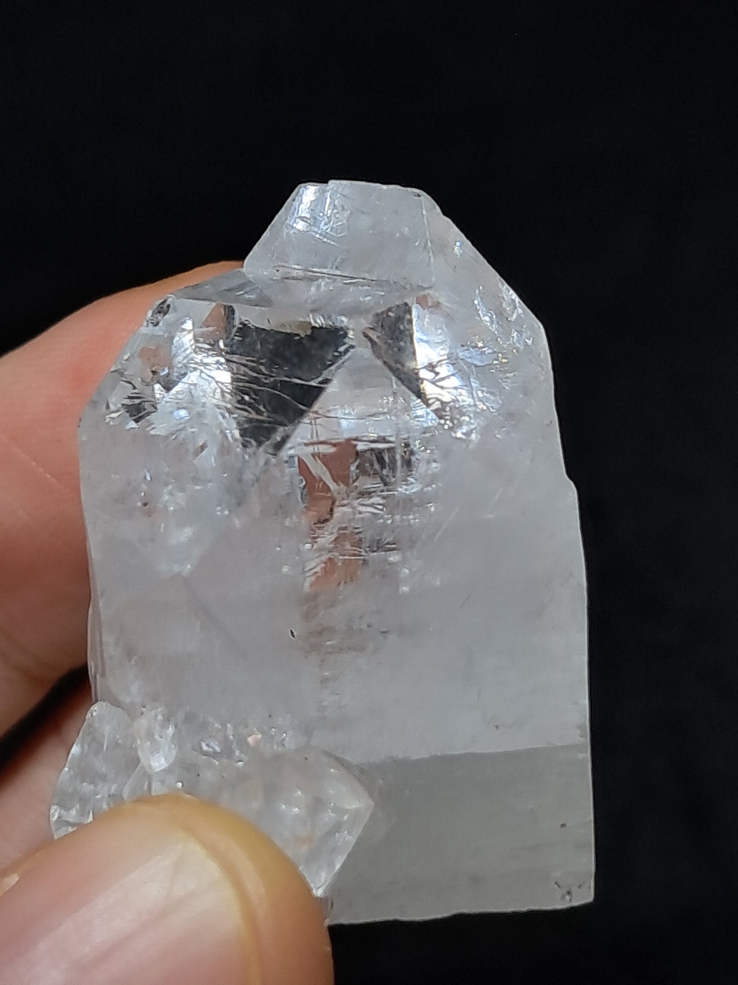Clear Apophyllite Crystal w/ Split Termination (Ajanta) Natural Point | Mineral Specimen #AP50