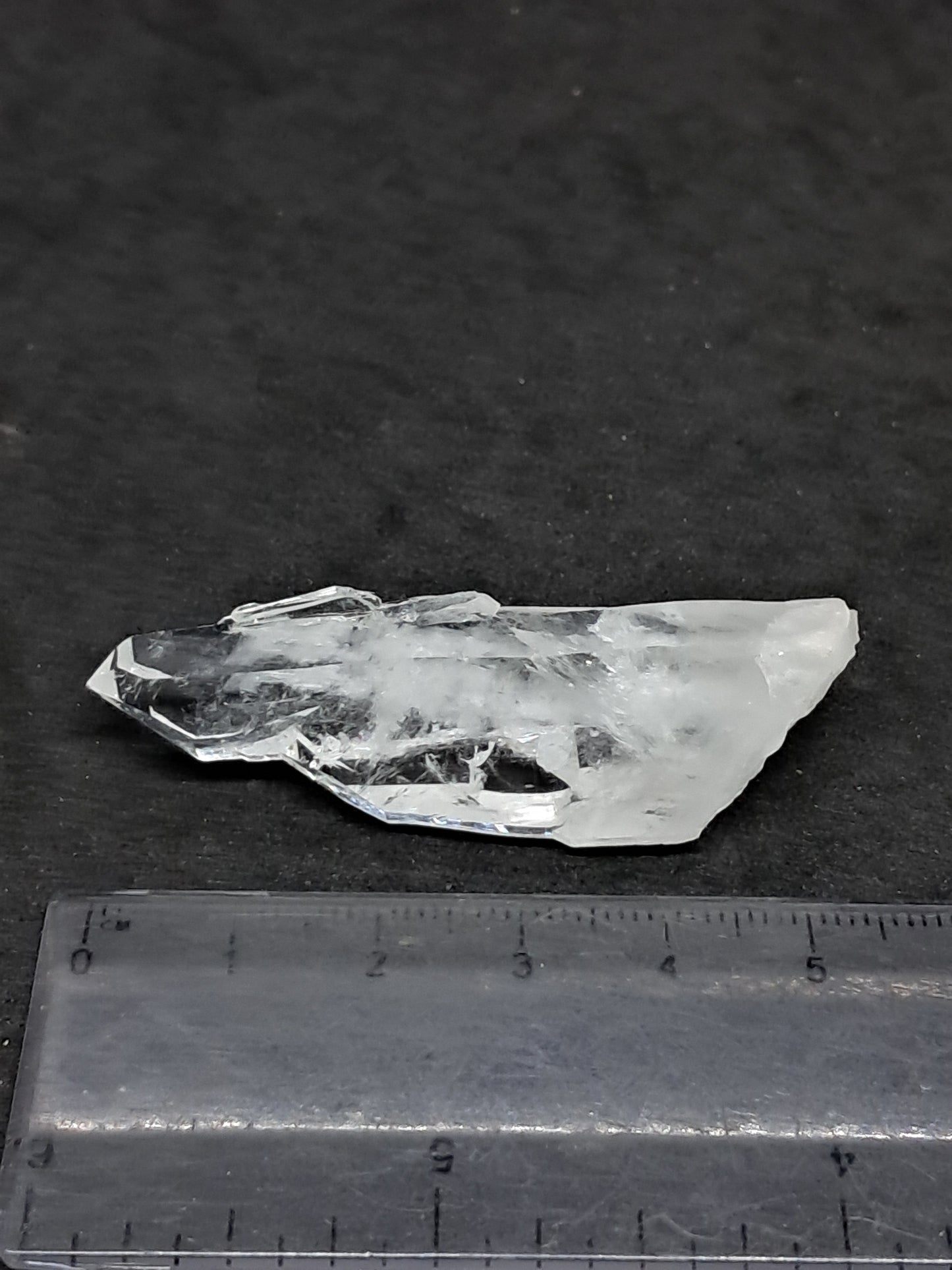Punta Natural de Cuarzo Claro de la Formación Faden (Santander, Colombia) | Ejemplar Mineral n.° COQ7