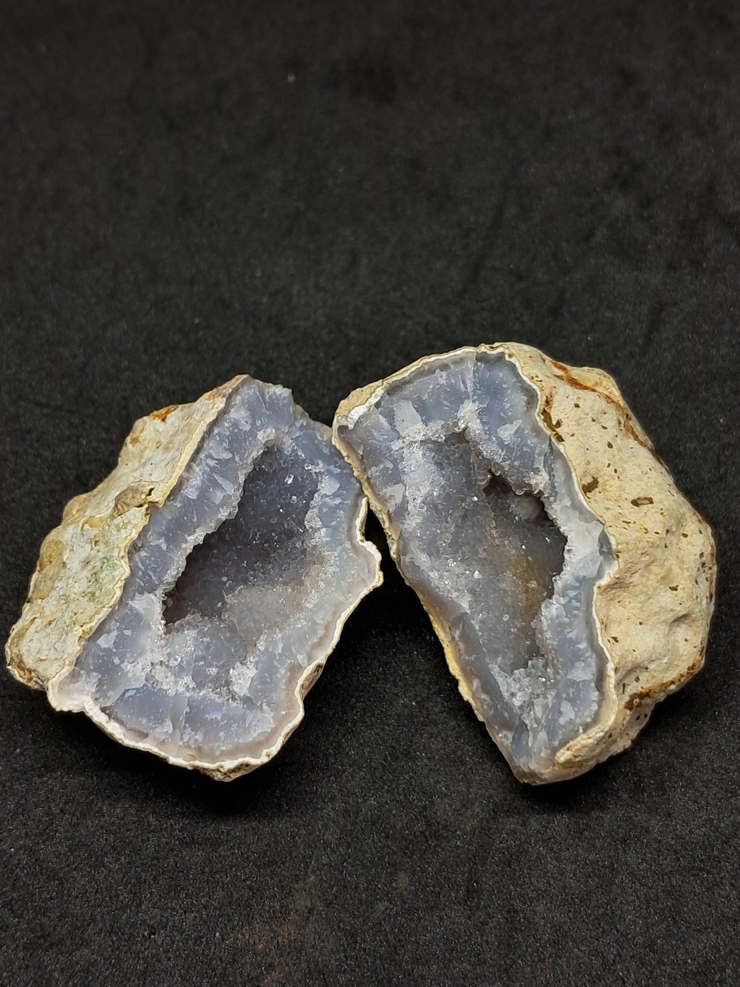 Quartz Geode #GD11 (Non-precious stone)
