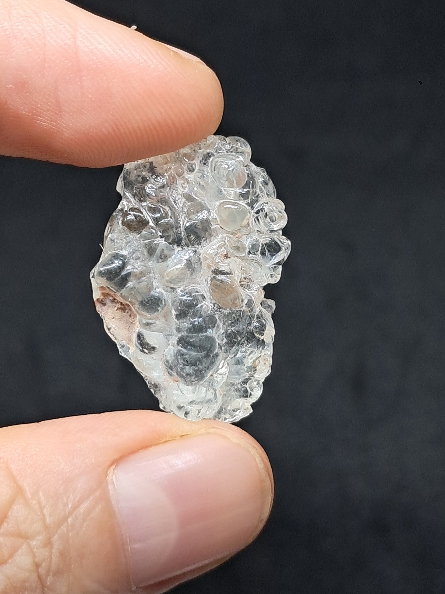Ópalo hialita (México), cristal en bruto, piedra reactiva a los rayos UV | Ejemplar mineral n.° OH4