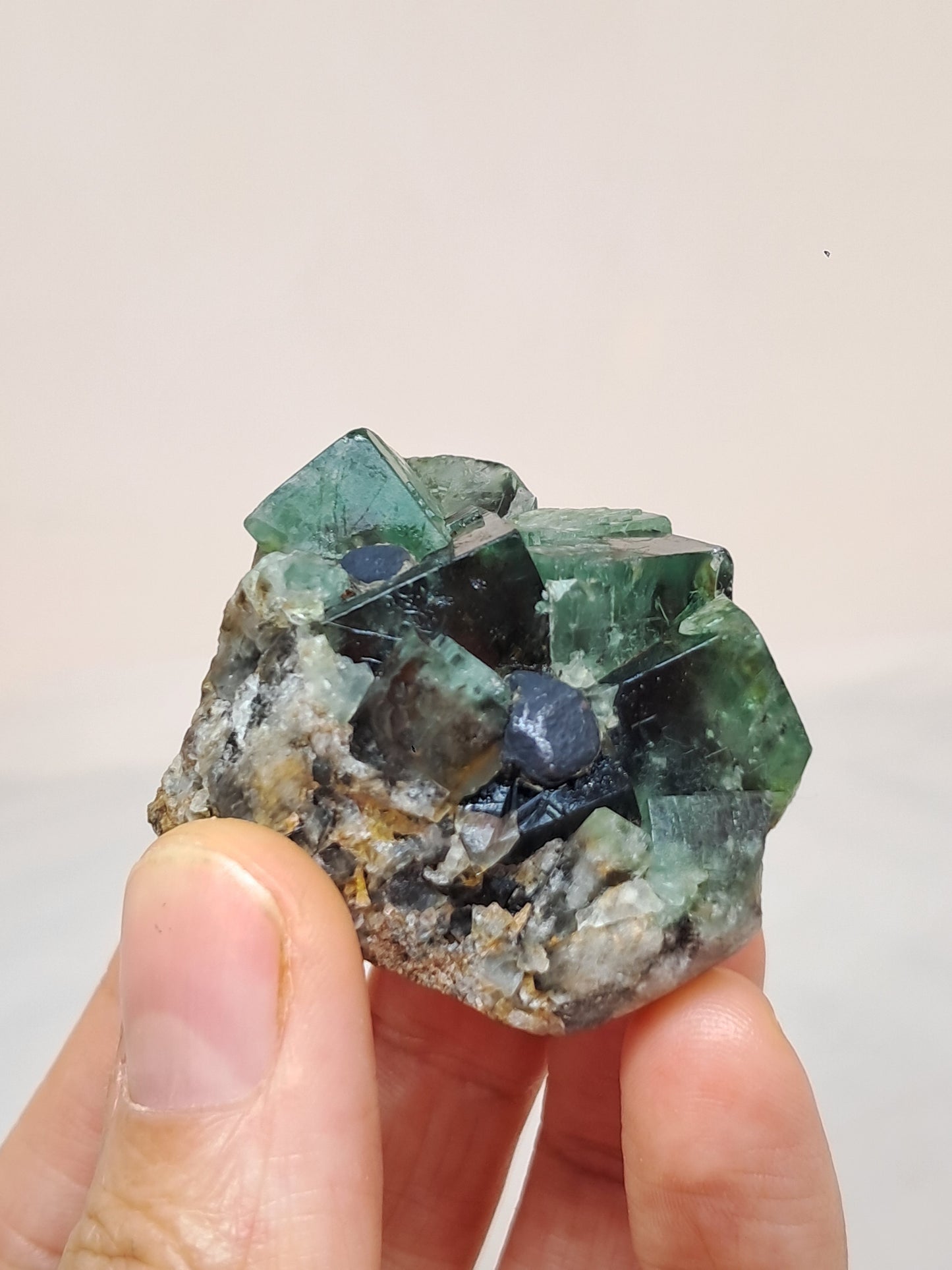 Fluorita bicolor en matriz (Durham, Reino Unido) Cristal natural | Ejemplar mineral n.° FL4