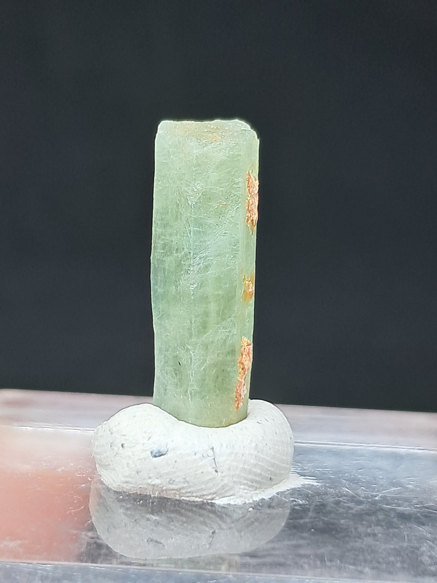 Aguamarina (Karur) Cristal hexagonal en bruto | Ejemplar mineral n.° AQM25