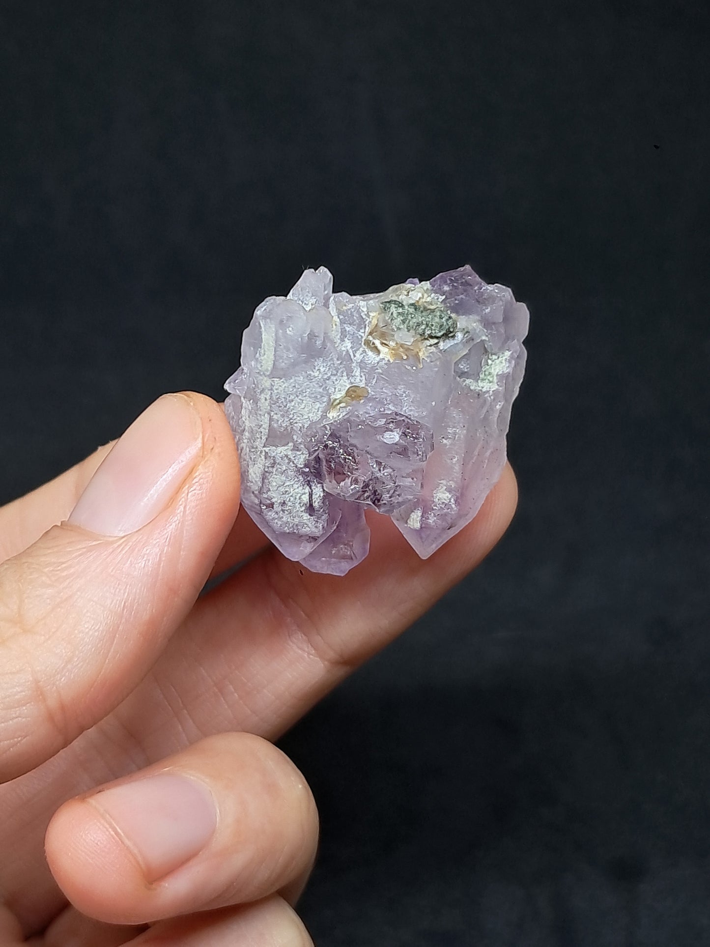 Amatista en racimo (Karur) | Cristal en bruto | Piedra natural | Ejemplar mineral n.° KA126