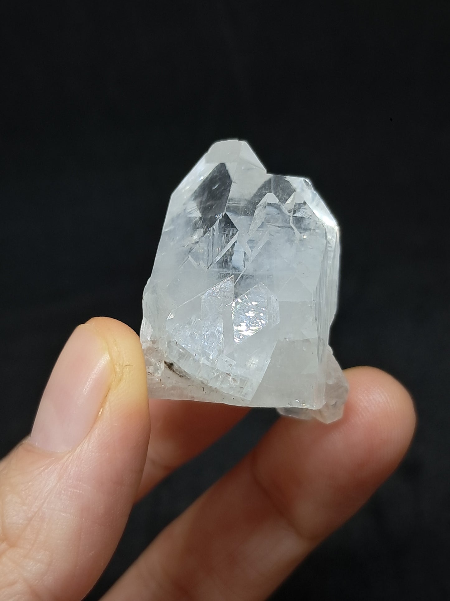 Clear Apophyllite Crystal w/ Split Termination (Ajanta) Natural Point | Mineral Specimen #AP50
