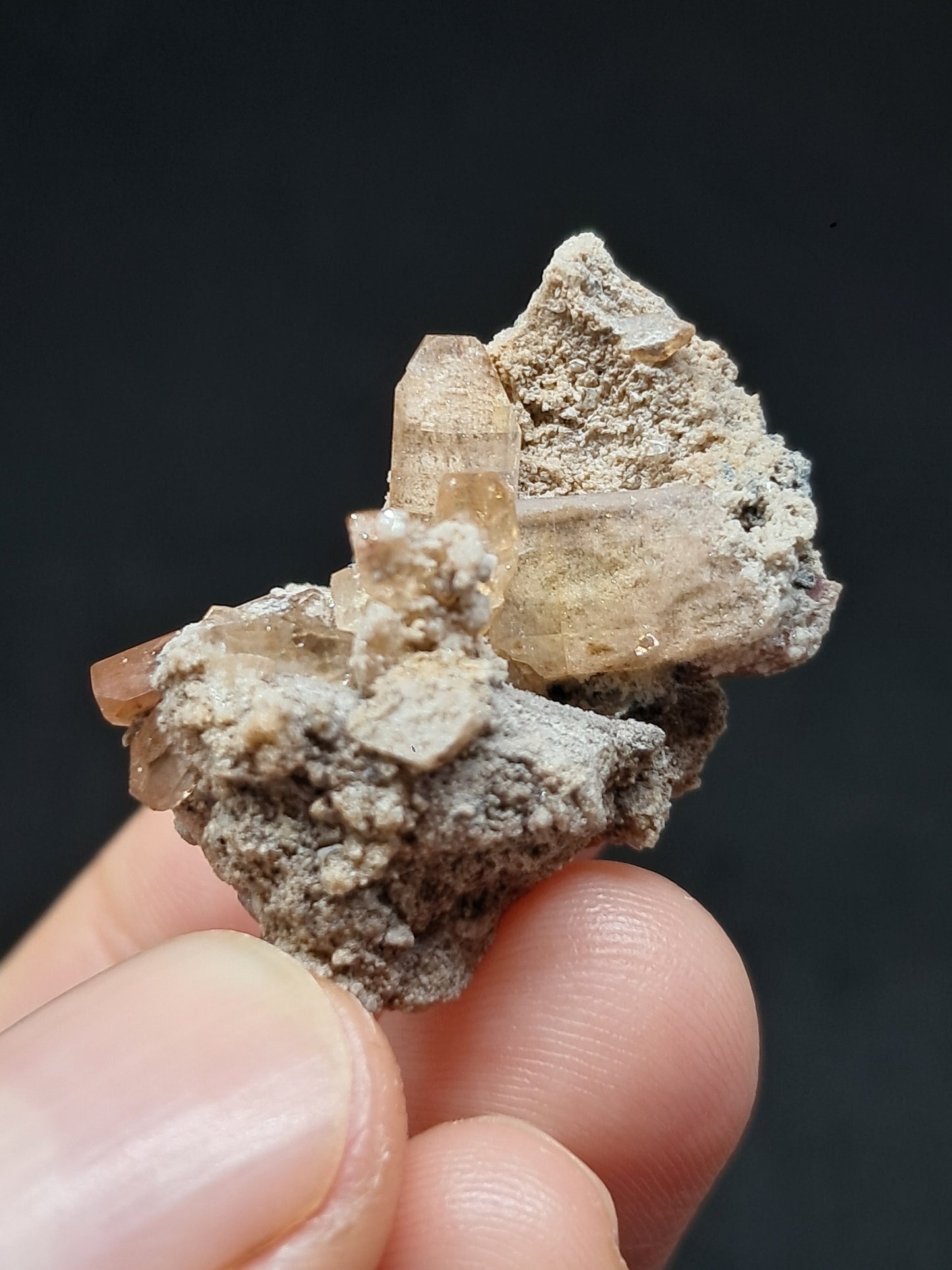 Cristales de topacio natural en matriz (México), piedra preciosa rara | Ejemplar mineral n.° TPZ12