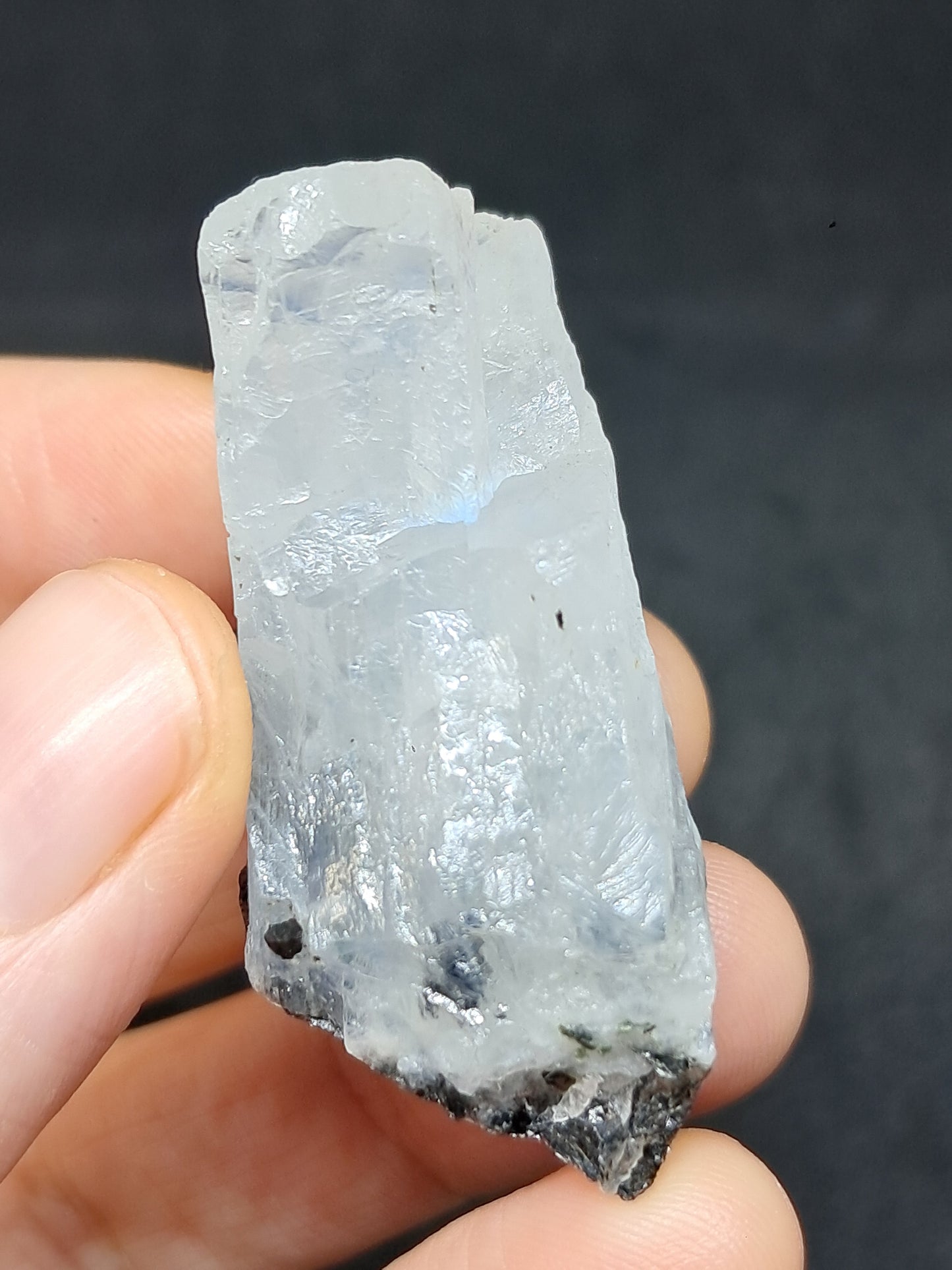 Piedra lunar arcoíris de alta calidad (Odisha) en bruto | Roca natural n.° MN9