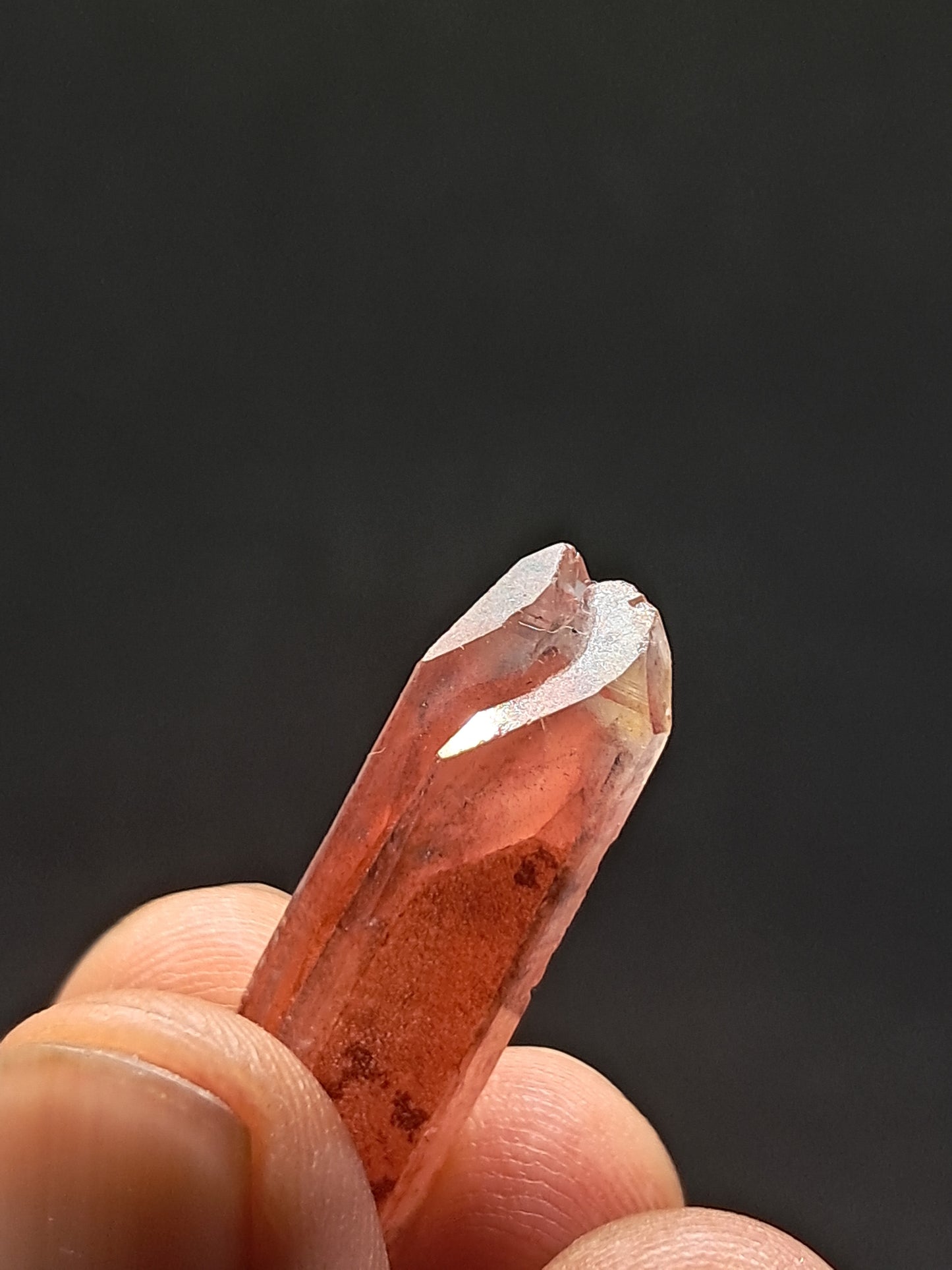 Cuarzo fantasma hematita (Telangana) rojo saturado | Cristal natural | Puntas fundidas | Ejemplar mineral n.° HPQ40