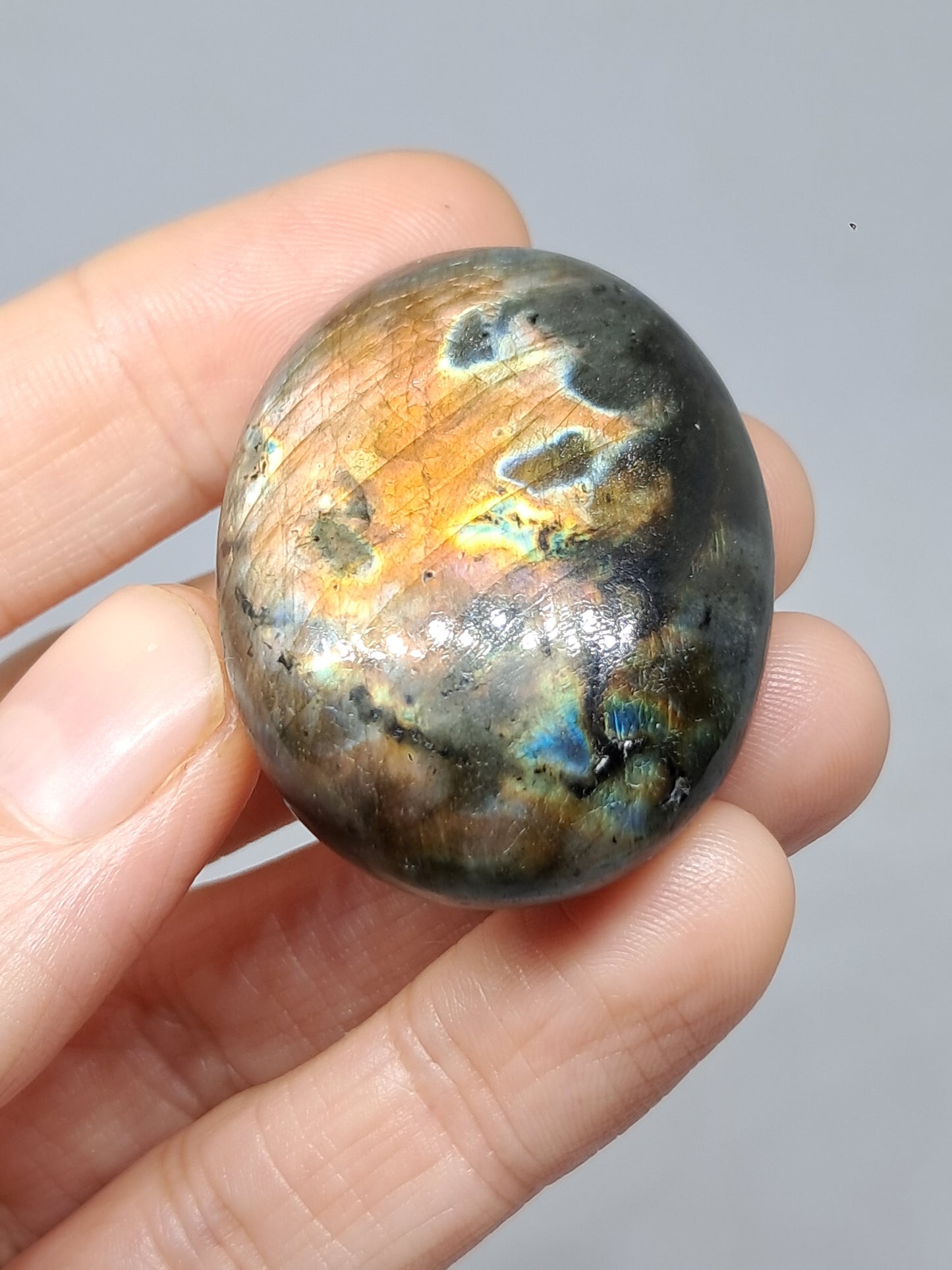 Labradorite Palmstone | Natural Polished Crystal Stone | Silver, Red, Orange Flash | Good Iridiscence #LB3