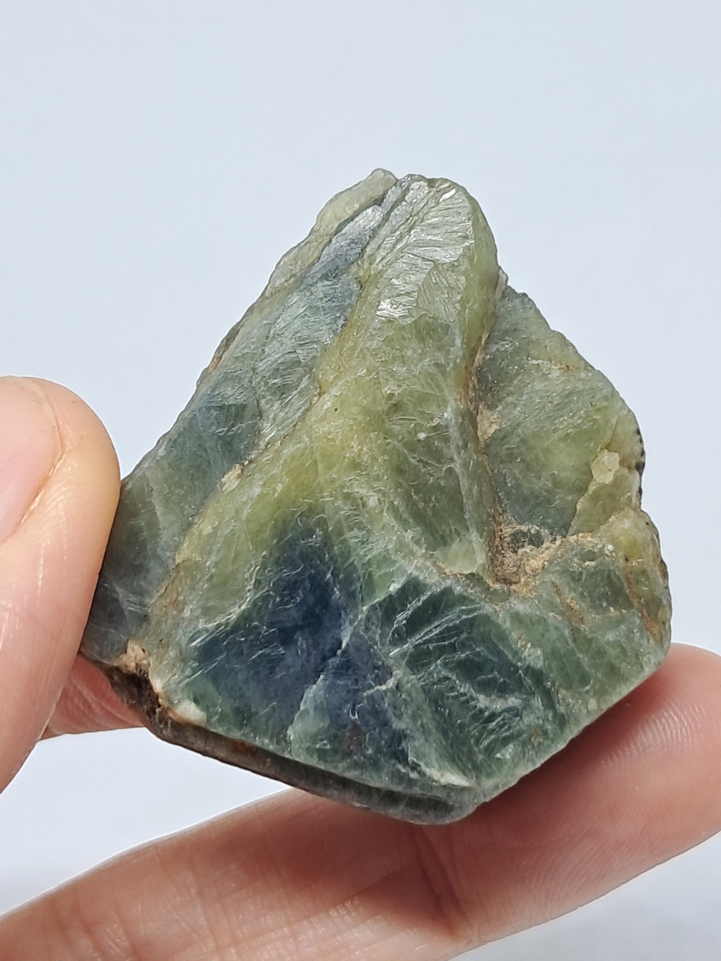 Rough Sapphire (Non-precious natural stone) #SP10