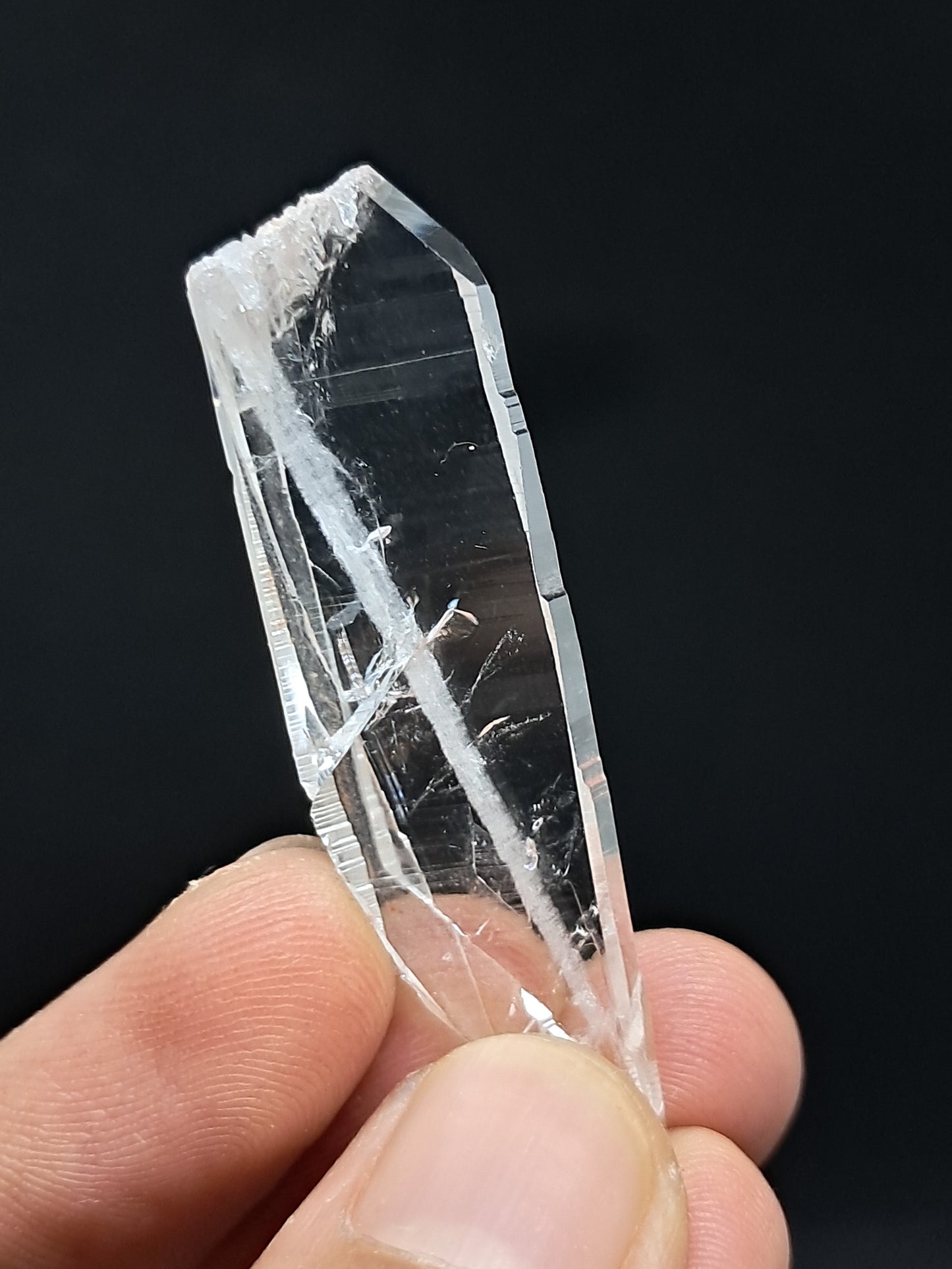 Punta natural de cuarzo tabular claro desvanecido (Santander, Colombia) | Ejemplar mineral n.° COQ22