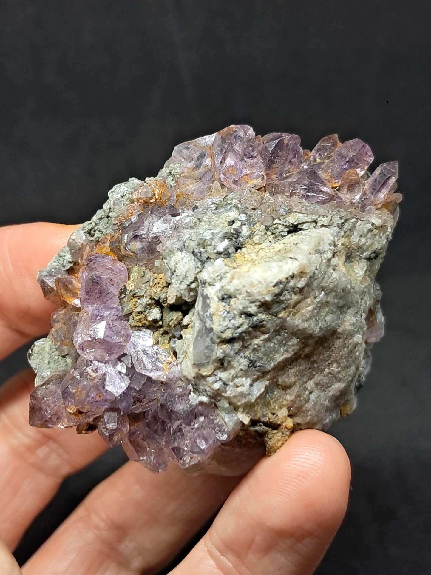 Amatista en matriz (Karur) | Cristal en bruto | Piedra natural | Ejemplar mineral n.° KA142
