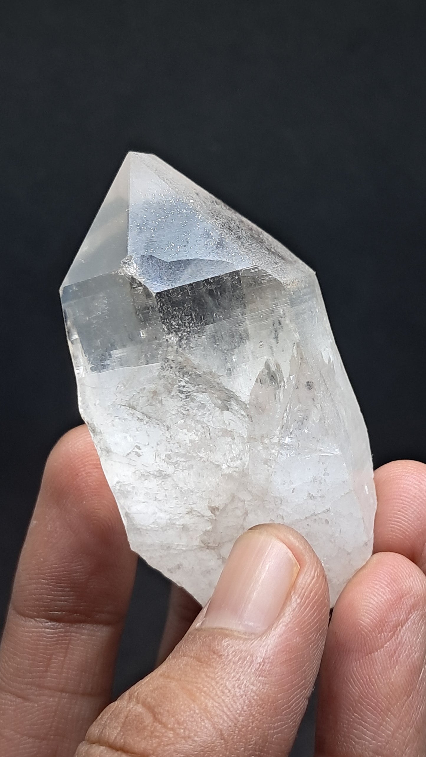 Cuarzo del Himalaya con terminación plana | Cristal natural | Ejemplar mineral n.° CH80