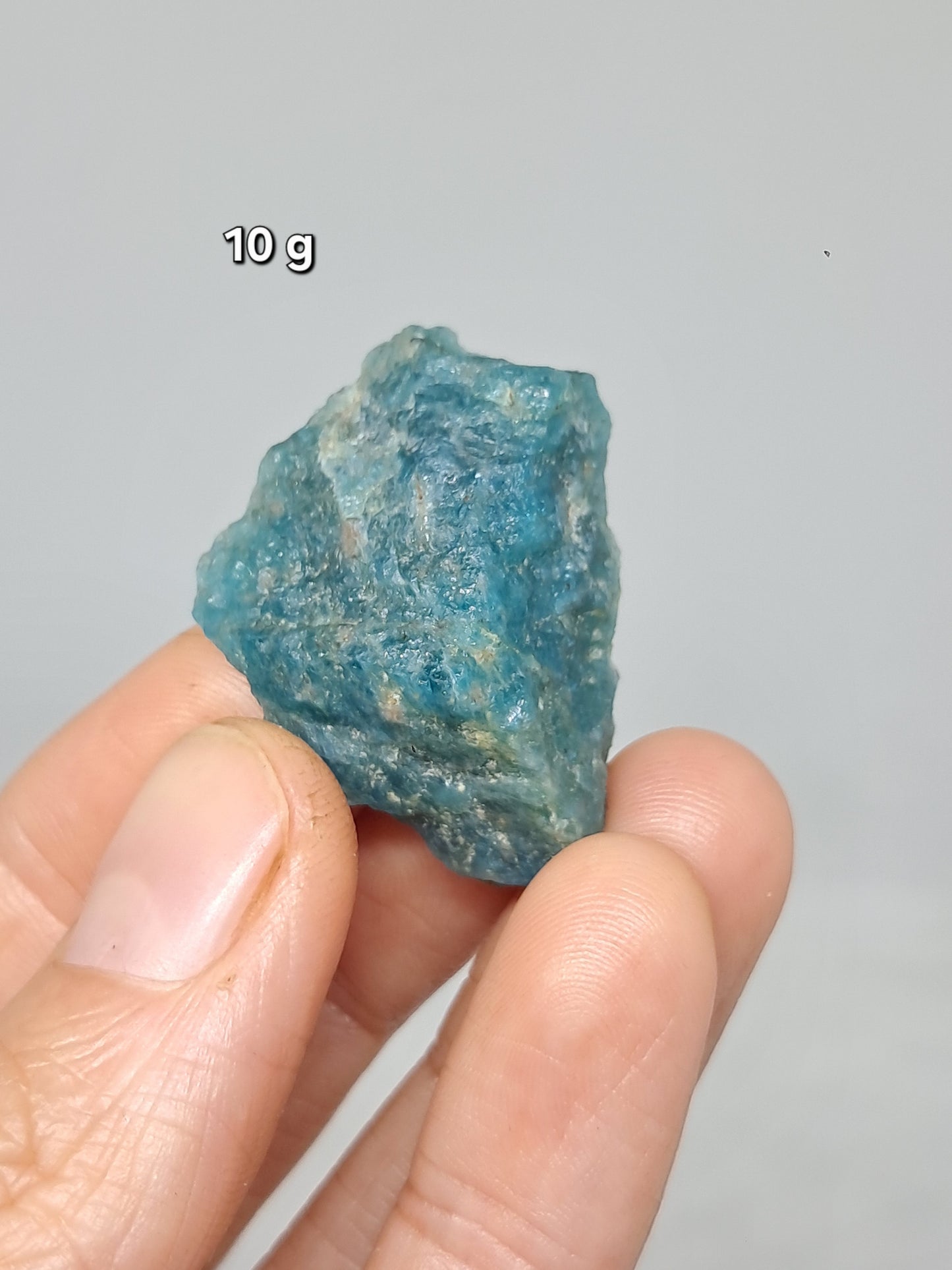 Apatita azul cristalina en bruto (Madagascar) Piedra natural n.° AP6