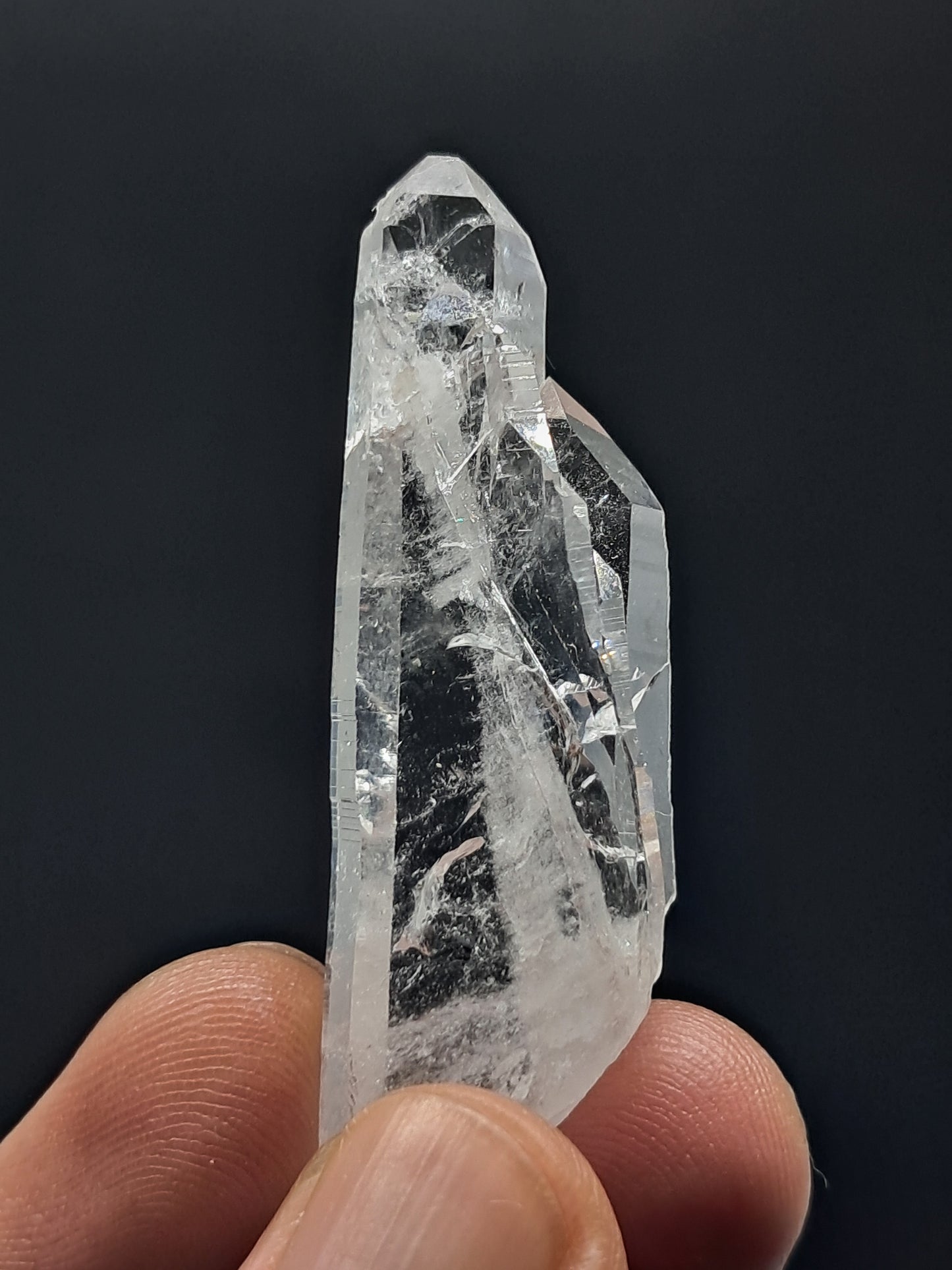 Punta Natural de Cuarzo Claro de la Formación Faden (Santander, Colombia) | Ejemplar Mineral n.° COQ11