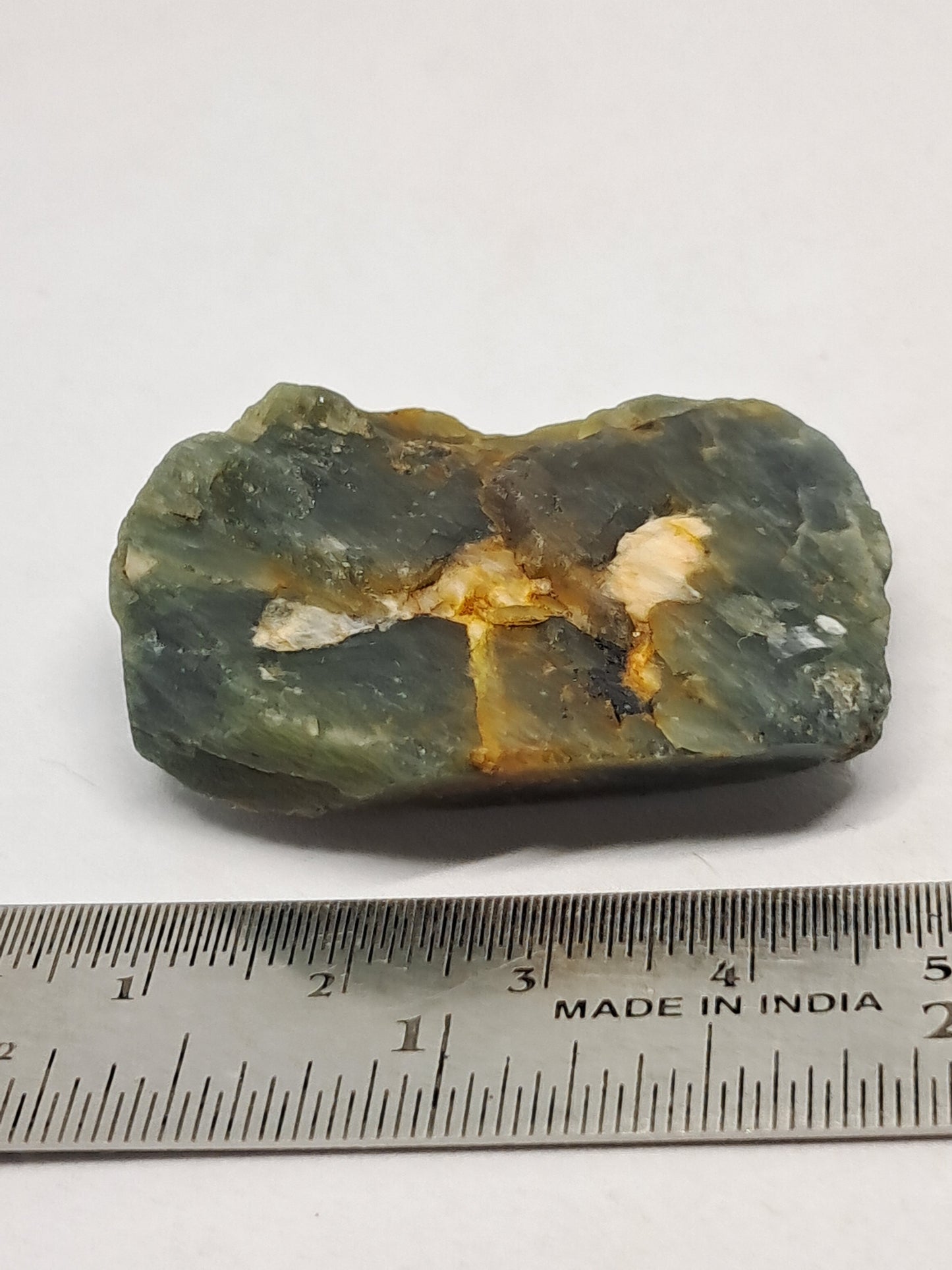 Rough Sapphire (Non-precious natural stone) #SP12