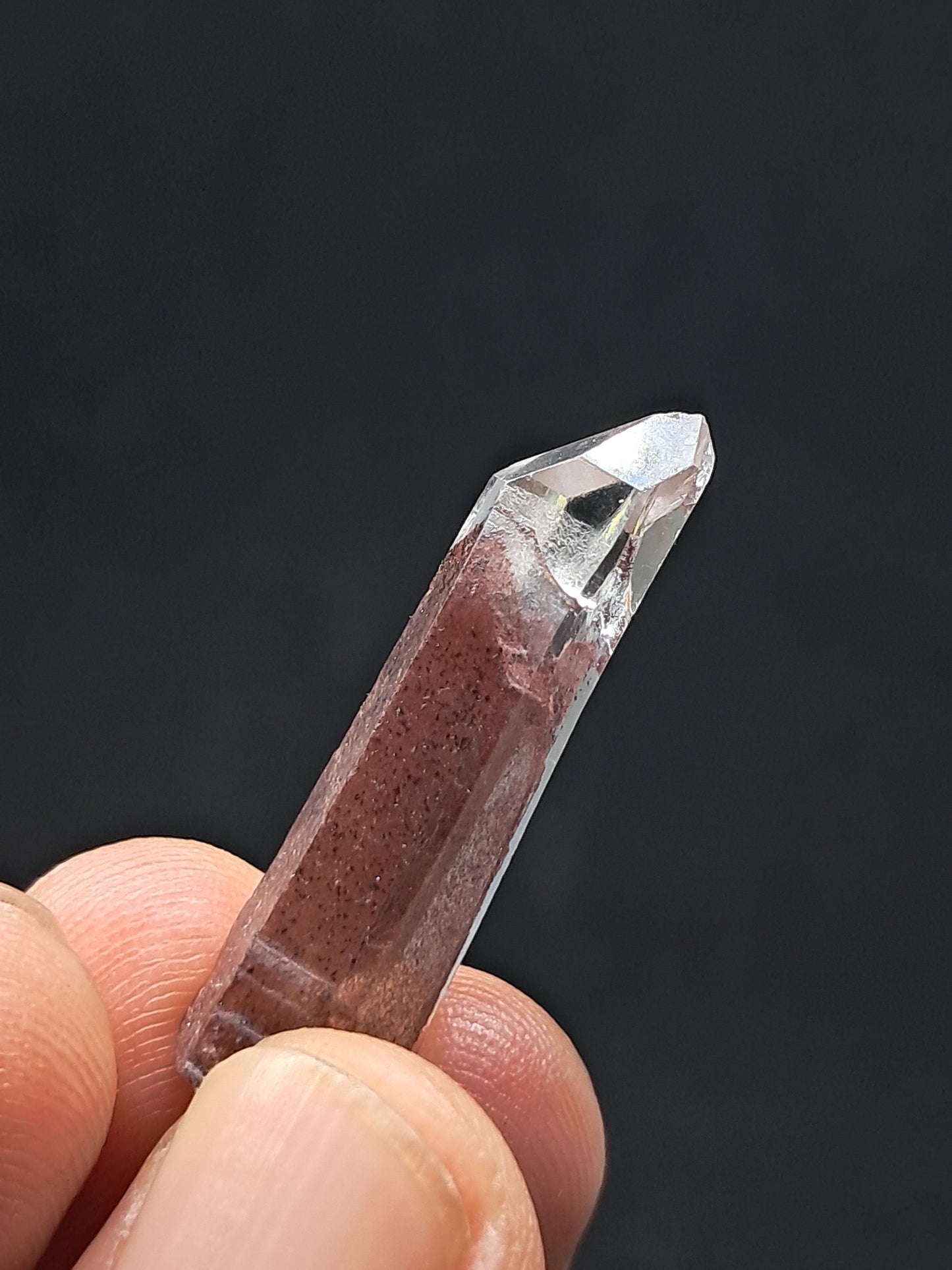 Cuarzo fantasma hematita (Telangana) Punta de cristal natural | Ejemplar mineral n.° HPQ24