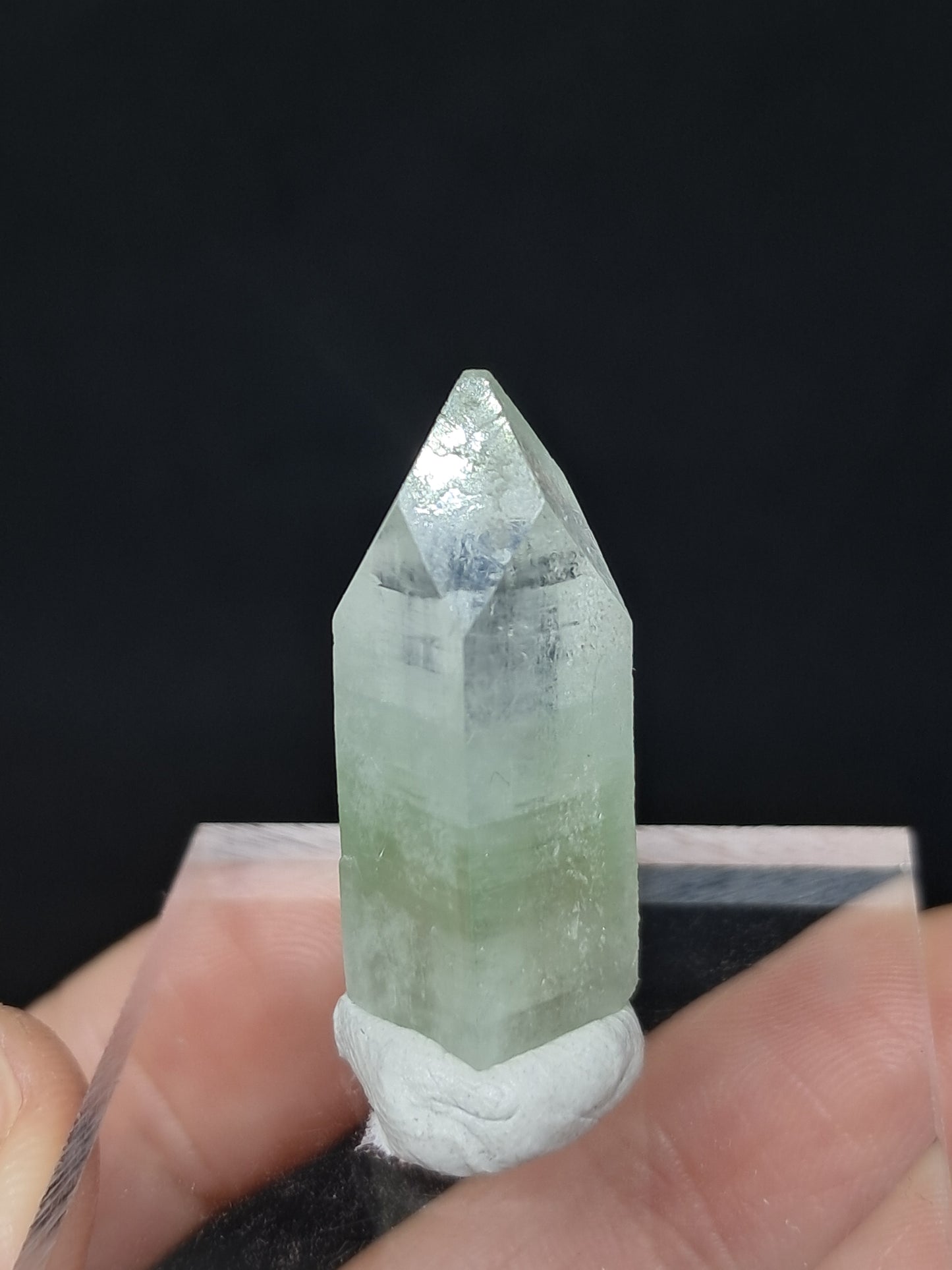 Green Apophyllite Single Points (Ajanta) 20-25 mm | Natural Crystal | Mineral Specimen #AP1