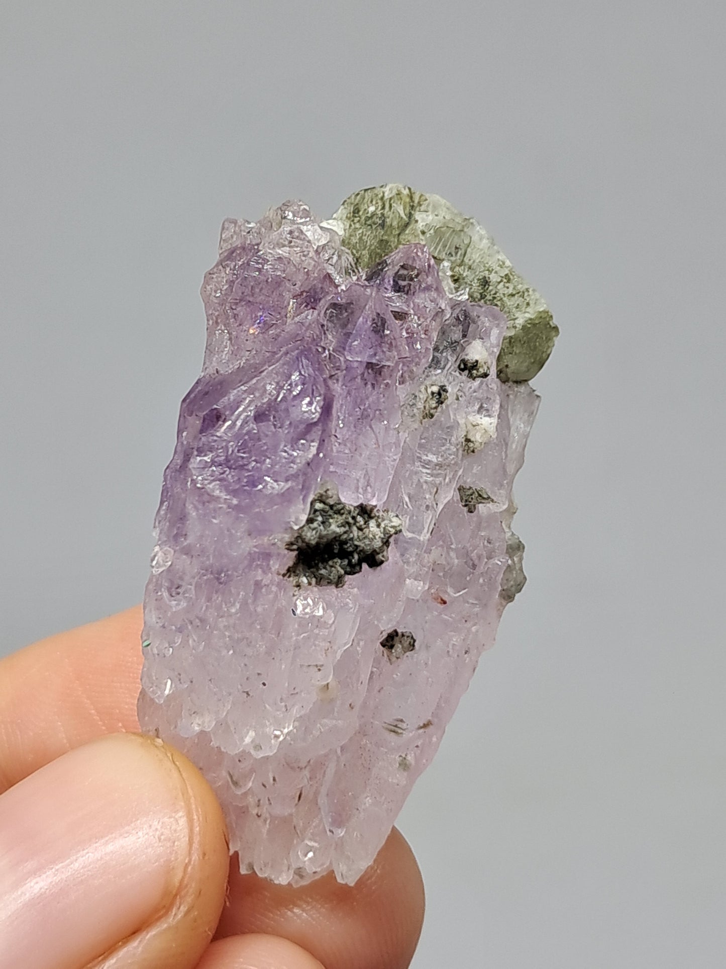 Amatista en racimo (Karur) | Cristal en bruto | Piedra natural | Ejemplar mineral n.° KA139