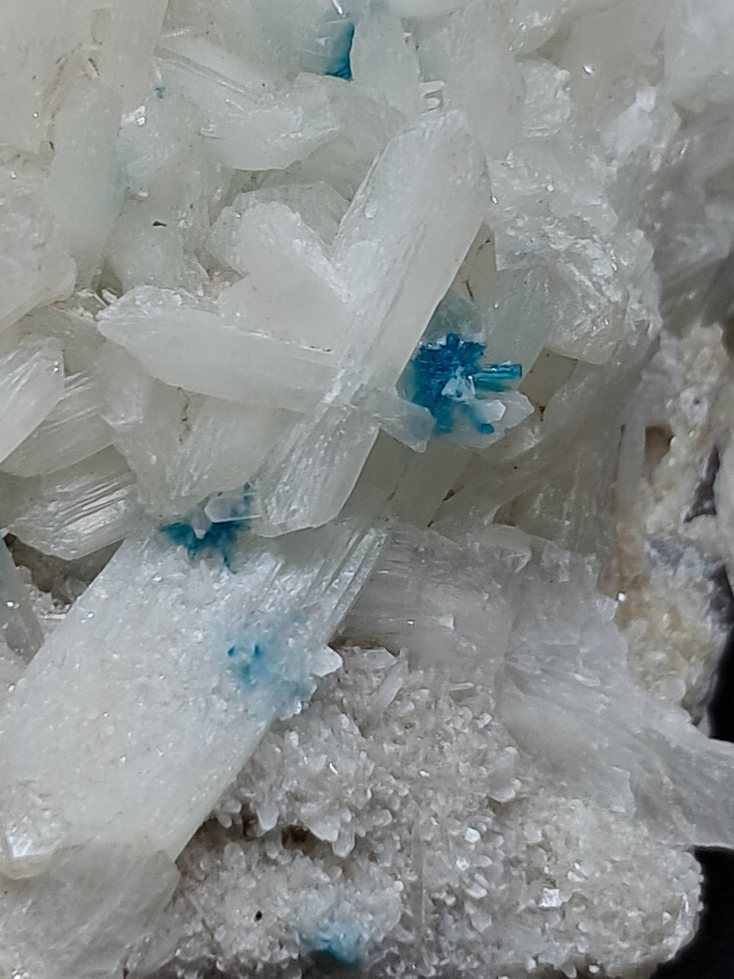 Cavansite and Stilbite on Heulandite matrix (Non-precious mineral) #CS6