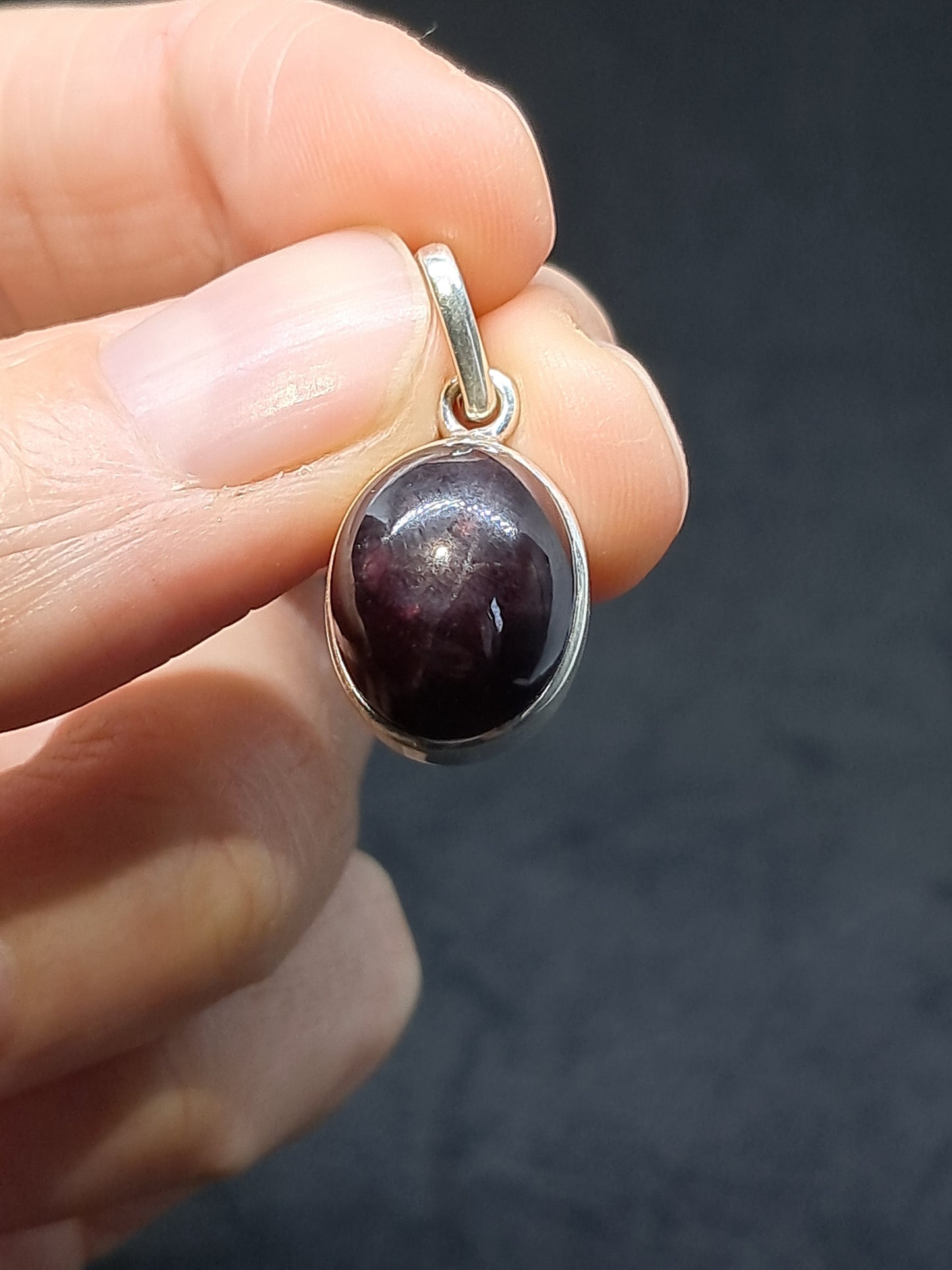 Star Garnet Silver Pendant