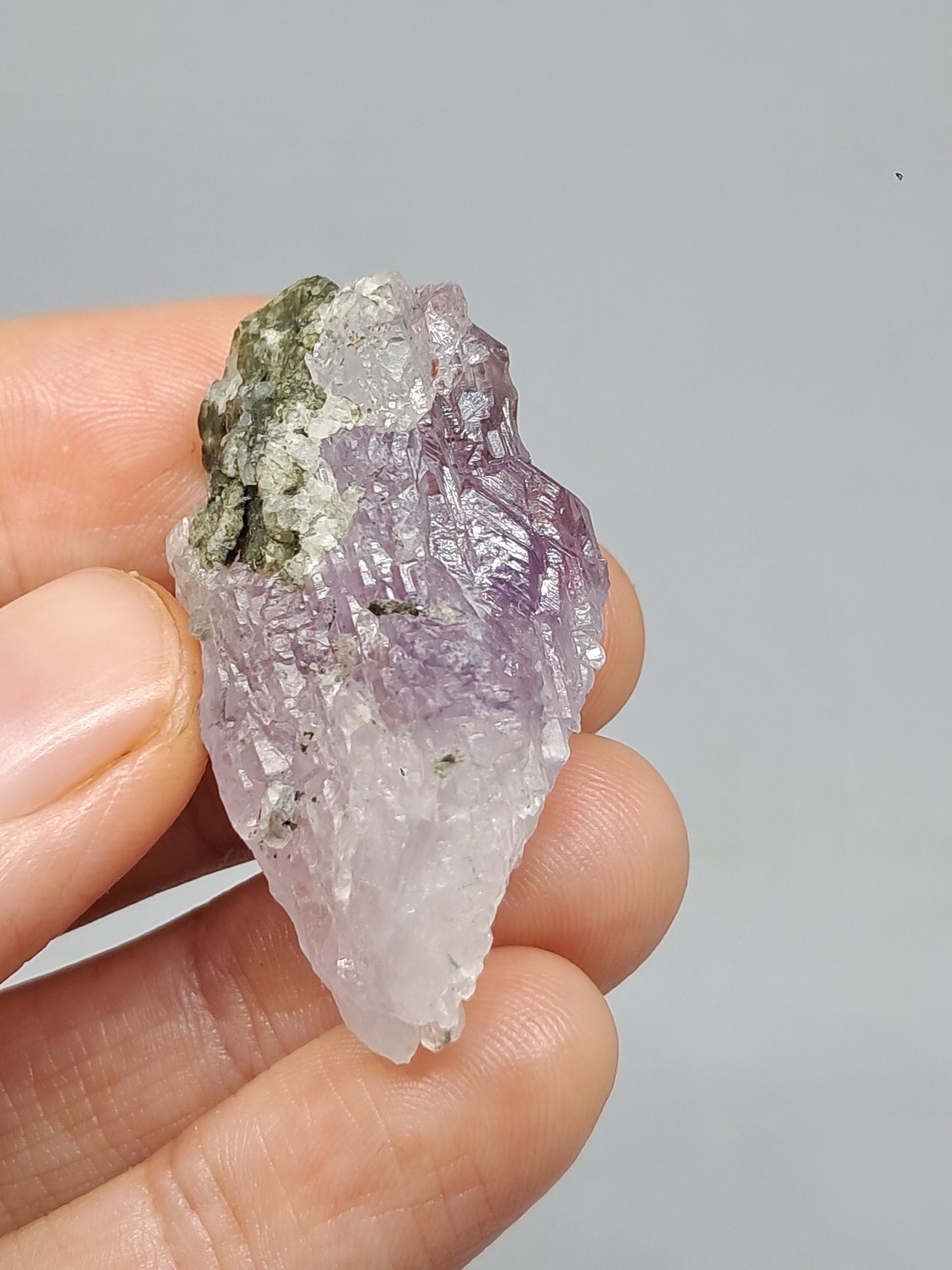 Amatista en racimo (Karur) | Cristal en bruto | Piedra natural | Ejemplar mineral n.° KA139