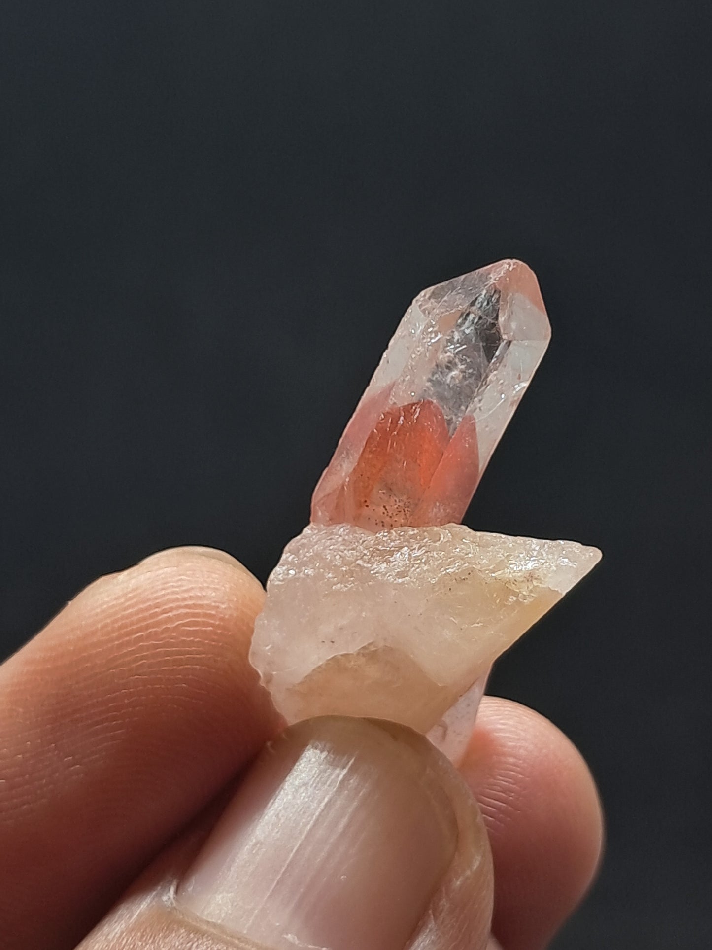 Cuarzo fantasma hematita (Telangana) | Cristal natural | Ejemplar mineral n.° HPQ45