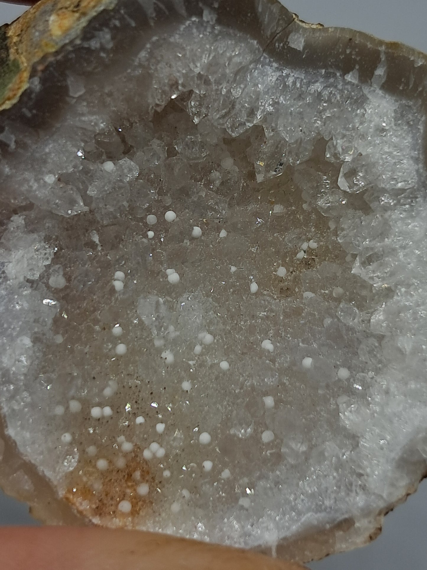 Quartz Geode with Fluorite balls #GD15 (Non-precious stone)