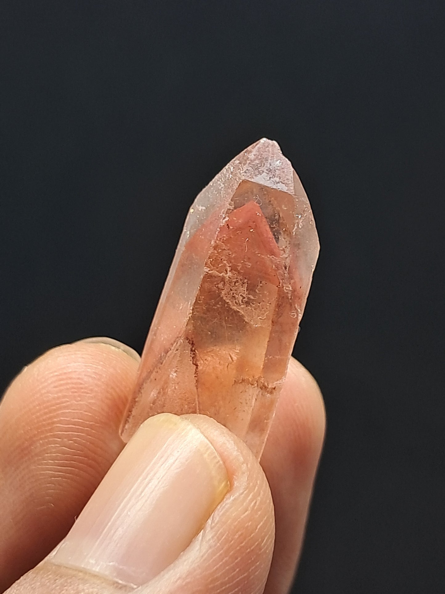 Cuarzo fantasma hematita (Telangana) | Cristal natural | Doble fantasma | Ejemplar mineral n.° HPQ43