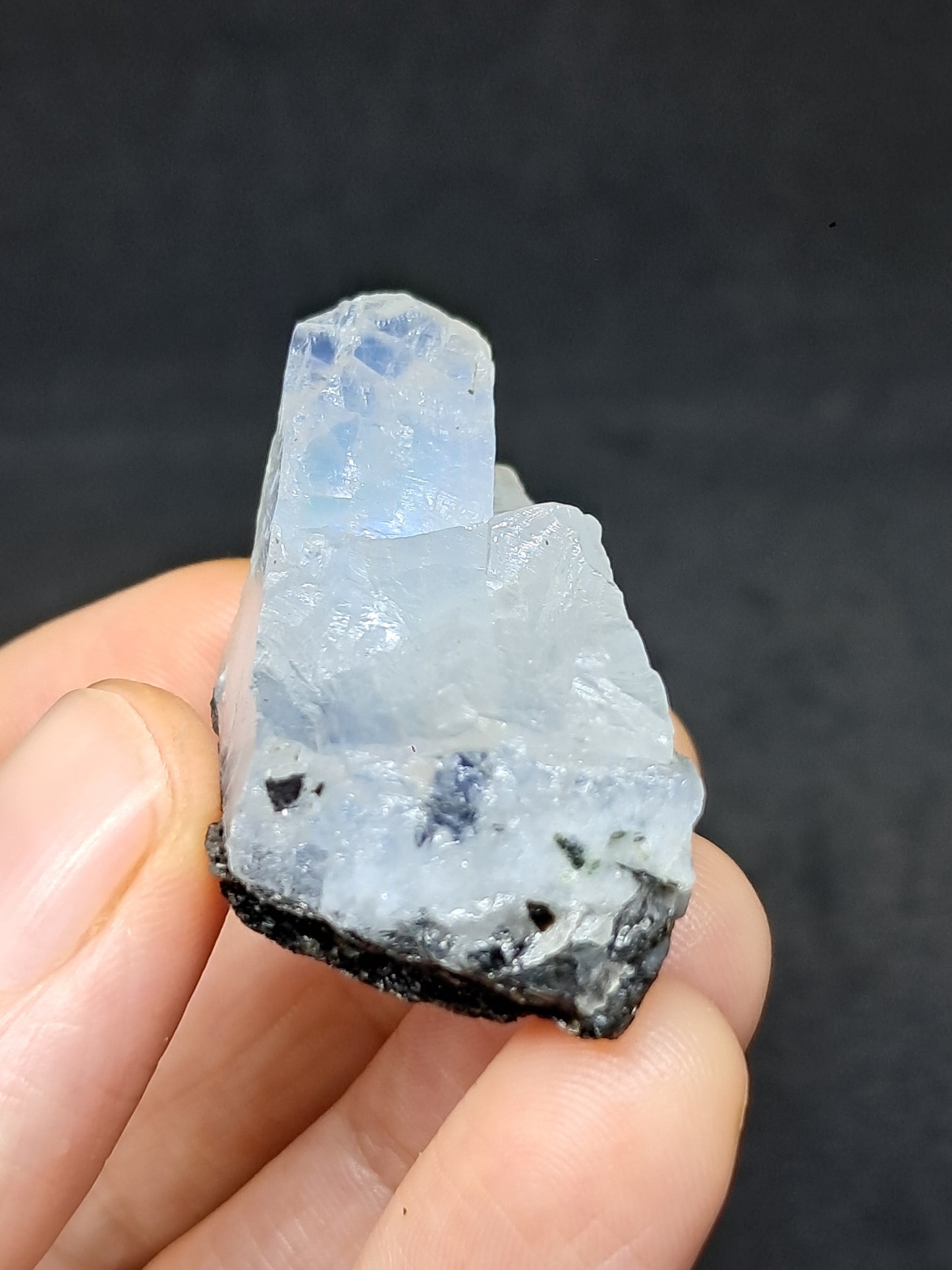 Piedra lunar arcoíris de alta calidad (Odisha) en bruto | Roca natural n.° MN9