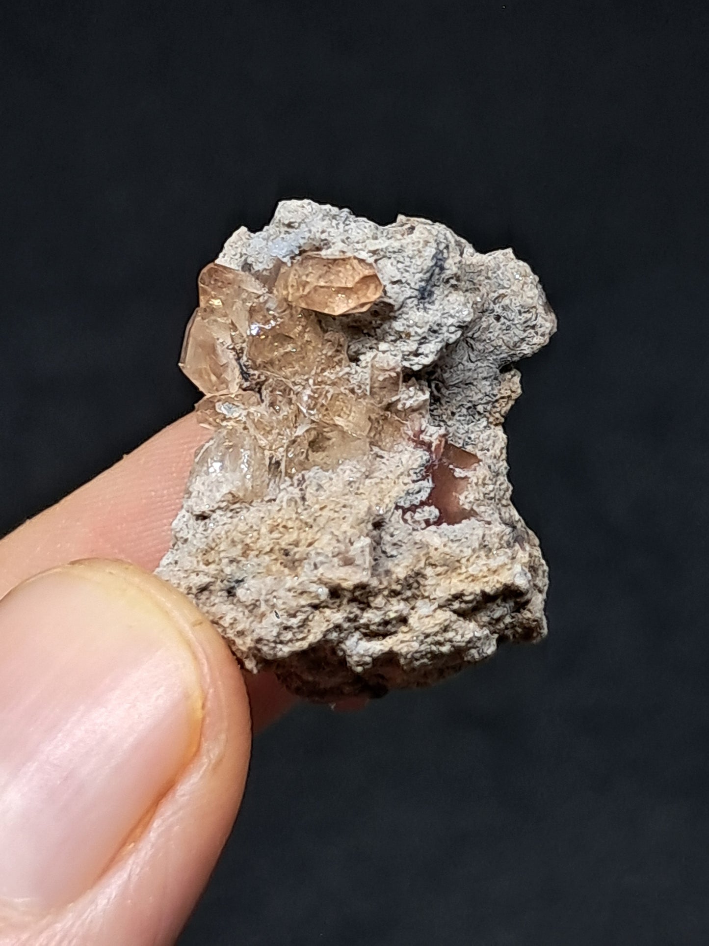 Cristales de topacio natural en matriz (México), piedra preciosa rara | Ejemplar mineral n.° TPZ8