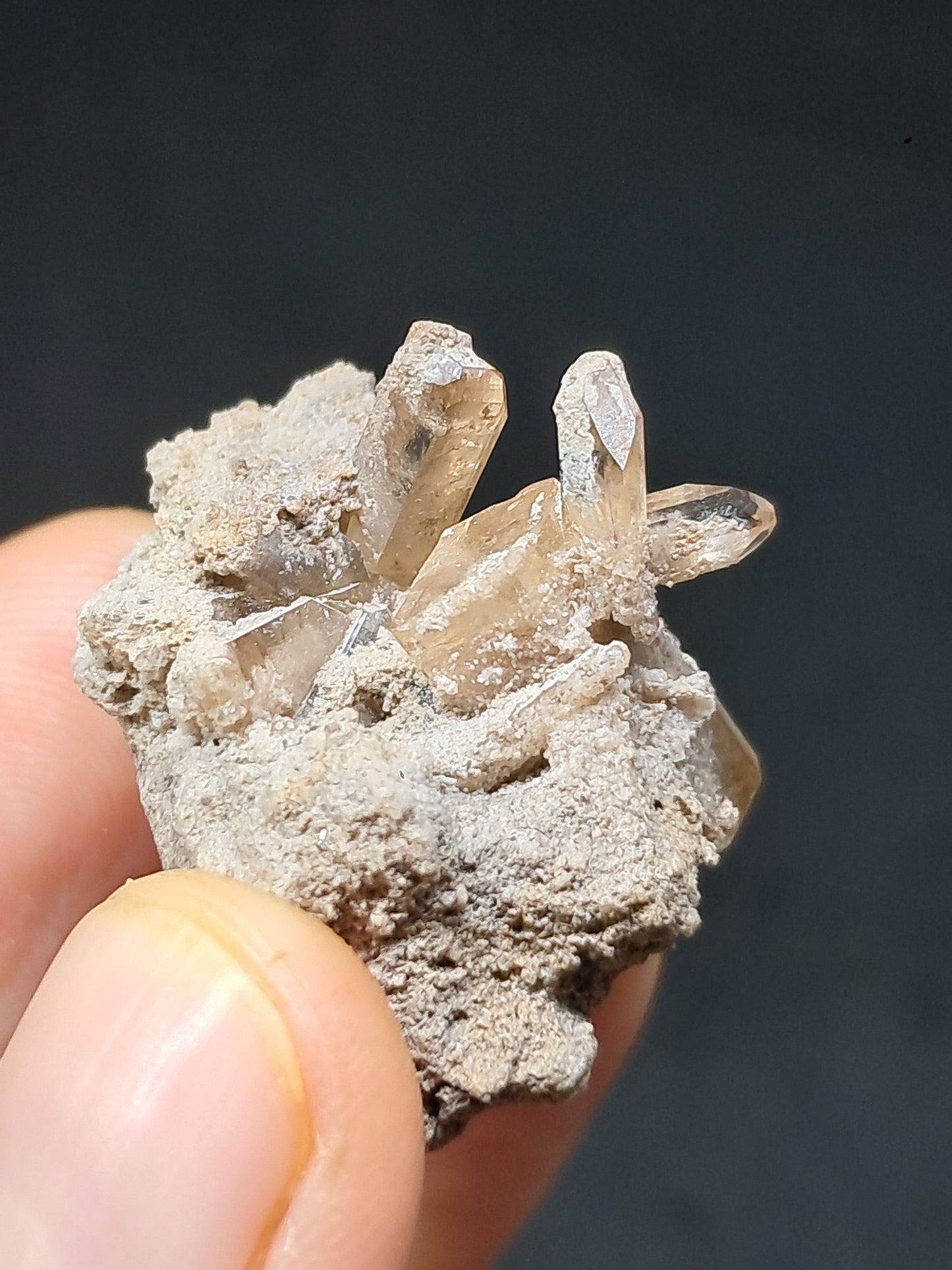 Cristales de topacio natural en matriz (México), piedra preciosa rara | Ejemplar mineral n.° TPZ6