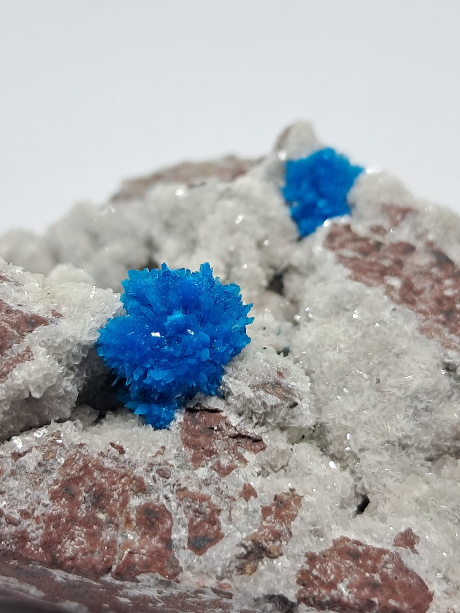 Pentagonite