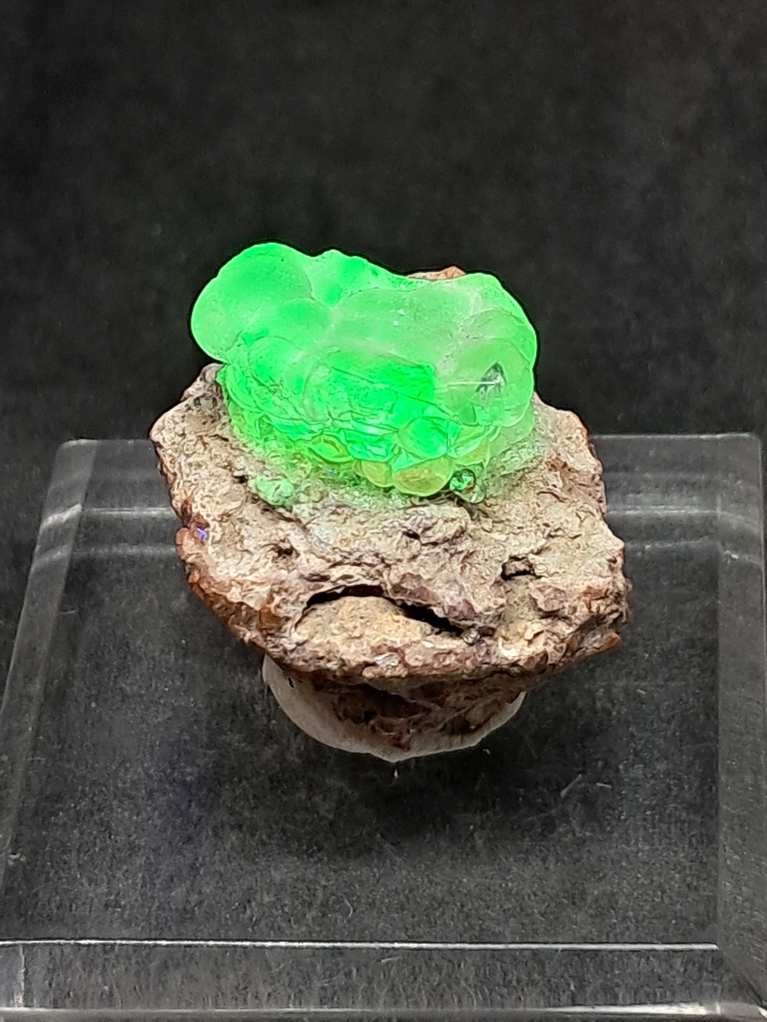 Hyalite Opal