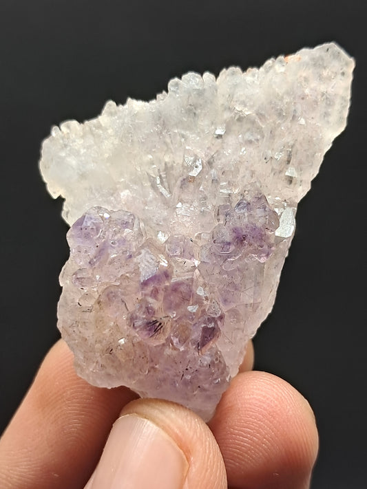 Cúmulo de cristal de amatista en cetro sobre cuarzo (karur) | Piedra natural | Ejemplar mineral n.° KA72