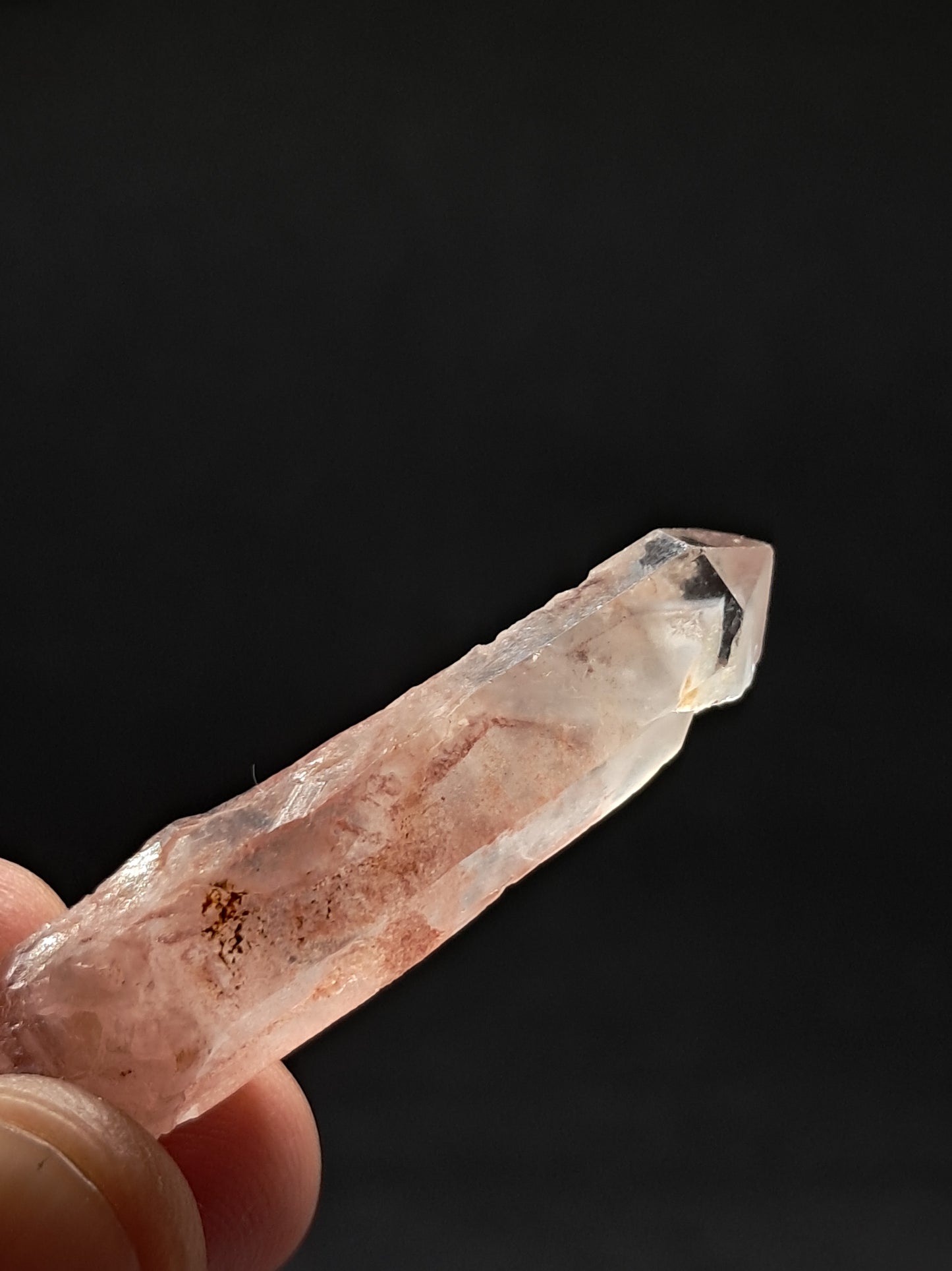 Cuarzo fantasma hematita (Telangana) Punta de cristal natural | Ejemplar mineral n.° HPQ8