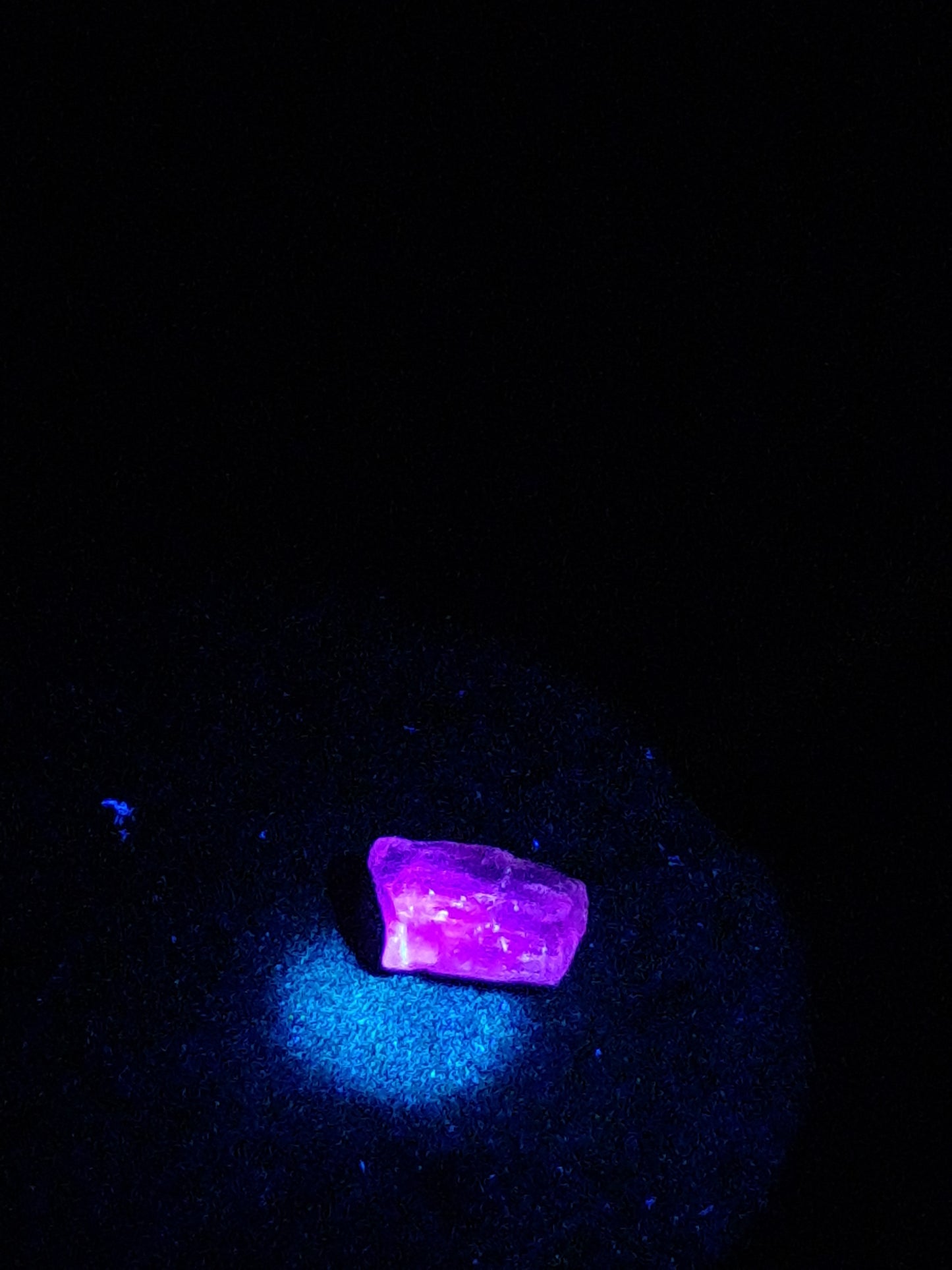 Fluorescent Scapolite Crystal (Karur) UV Reactive | Rough Stone | Natural Mineral Specimen #SCP21