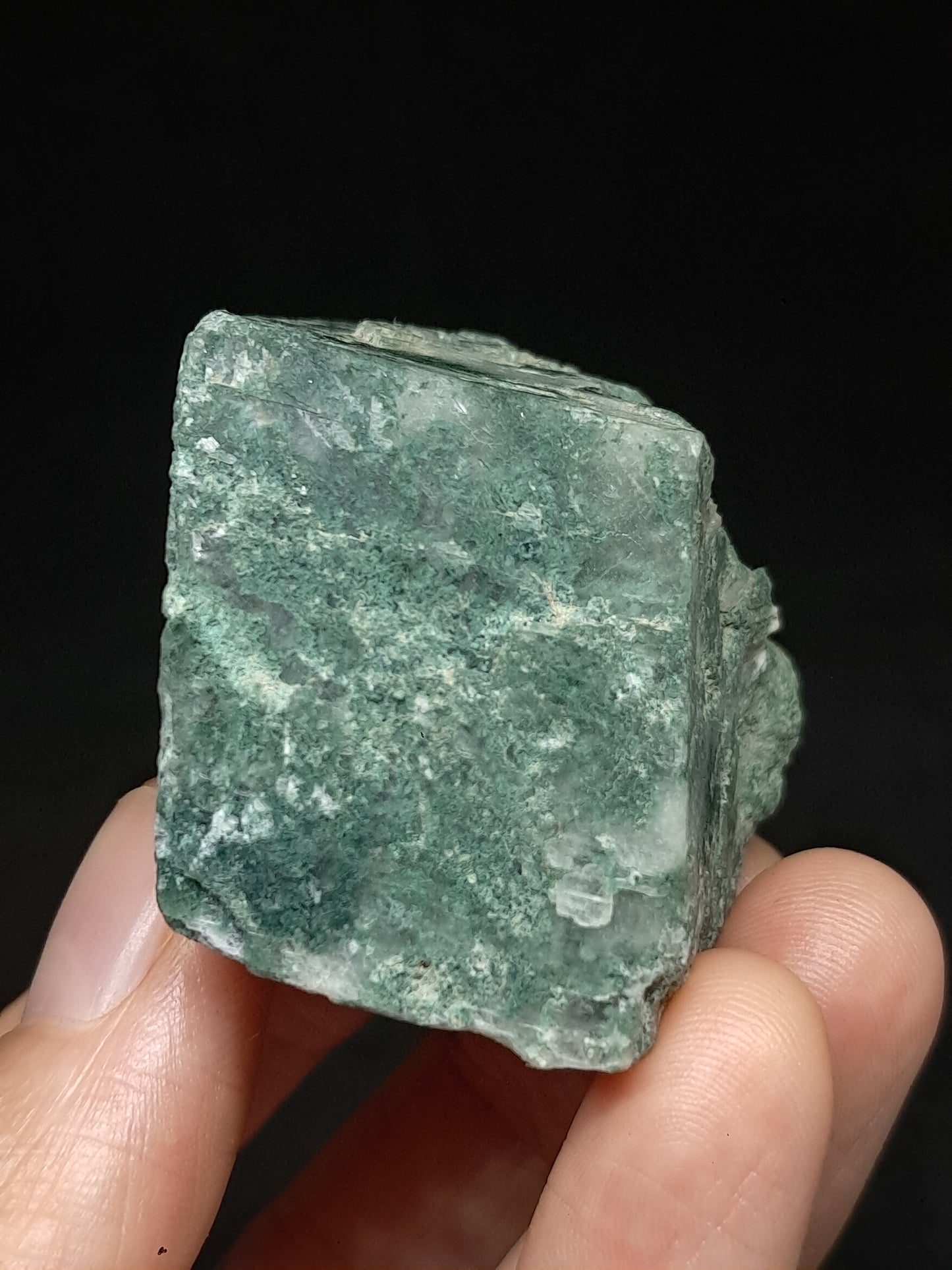 Calcita blanca (Sri Lanka) en bruto | Cristal natural | Ejemplar mineral n.° CA11