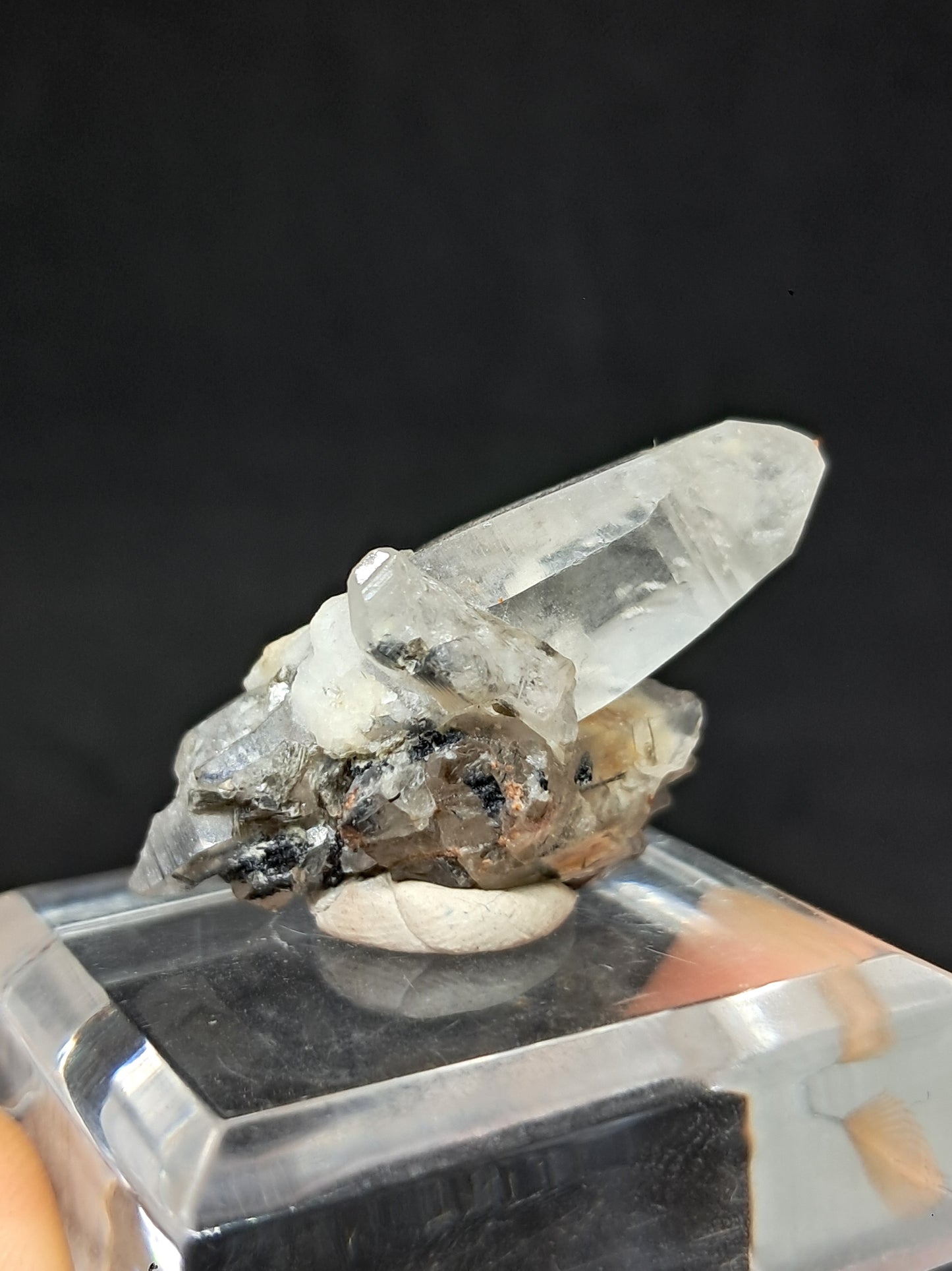 Punta de Cuarzo Turmalinado (Karur) Cristal Natural | Muestra Mineral #TQ32