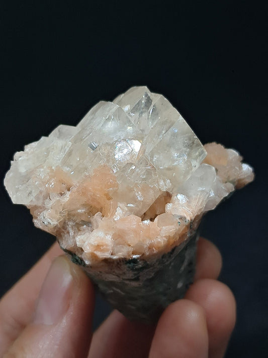 Calcita con estellerita en matriz de basalto (Ajanta) Cristal natural | Piedra en bruto | Muestra mineral #CA40