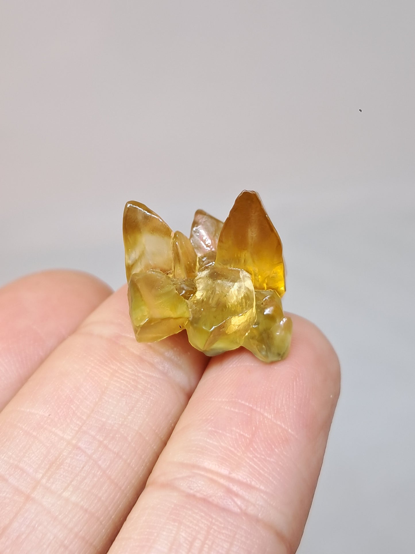'Dog Tooth' Yellow Honey Calcite (Ahmednagar) UV Reactive Natural Crystal | Mineral Specimen #CA21