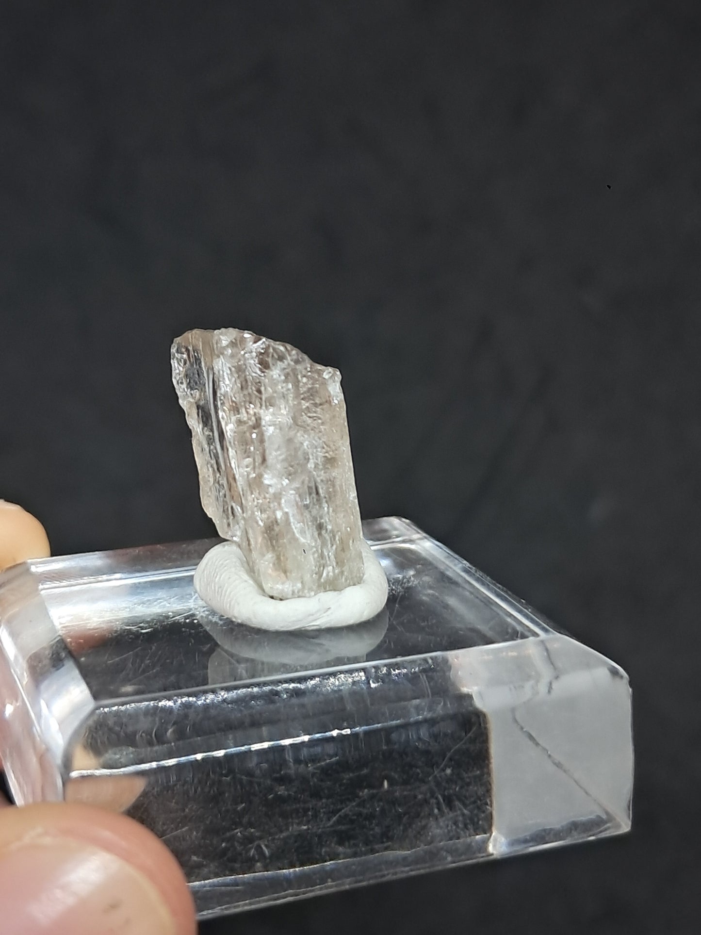 Fluorescent Scapolite Crystal (Karur) UV Reactive | Rough Stone | Natural Mineral Specimen #SCP22