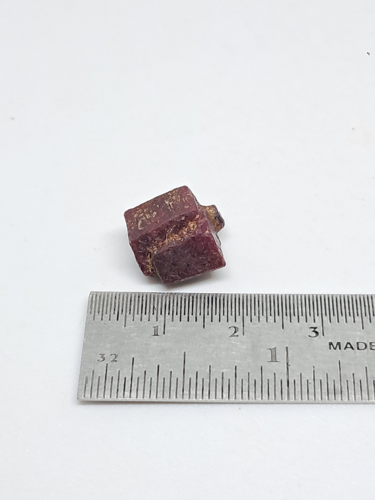 Cristal de Rubí en Bruto (Tamil Nadu) Piedra Natural | Muestra Mineral #RB23