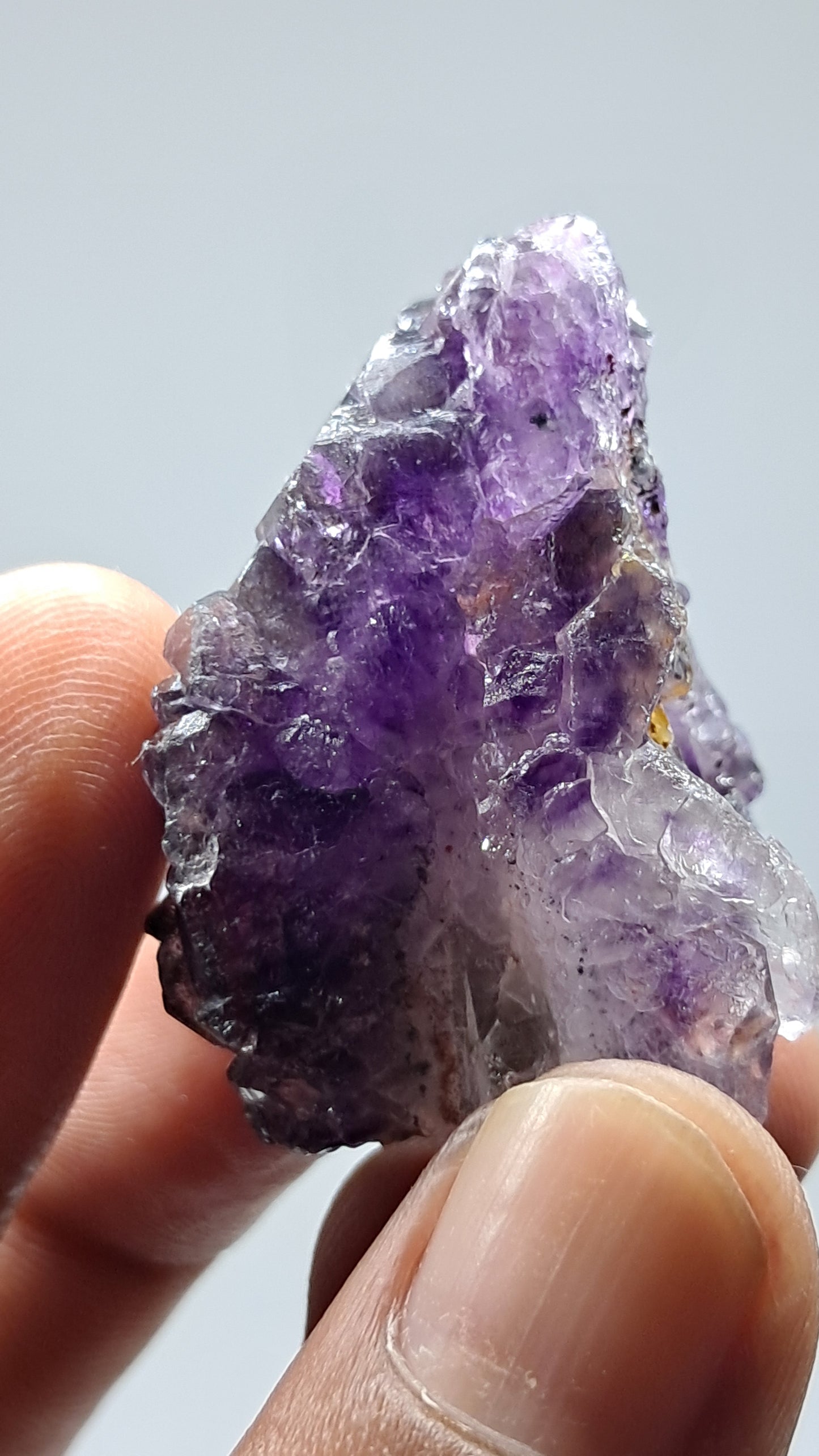 Amatista Elestial Morada Profunda | Inclusiones de Hematita Goetita Rutilo | Cristal Natural | Espécimen Mineral #KA196